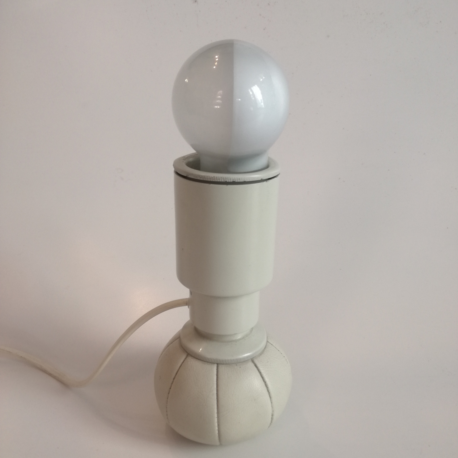 Gino Sarfatti per Arteluce <br> Lampada da appoggio mod. 600/c - immagine 4