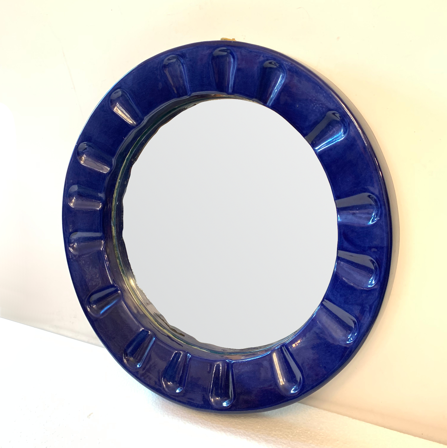 Specchiera tonda in ceramica blu <br> Albissola anni 50 - immagine 2