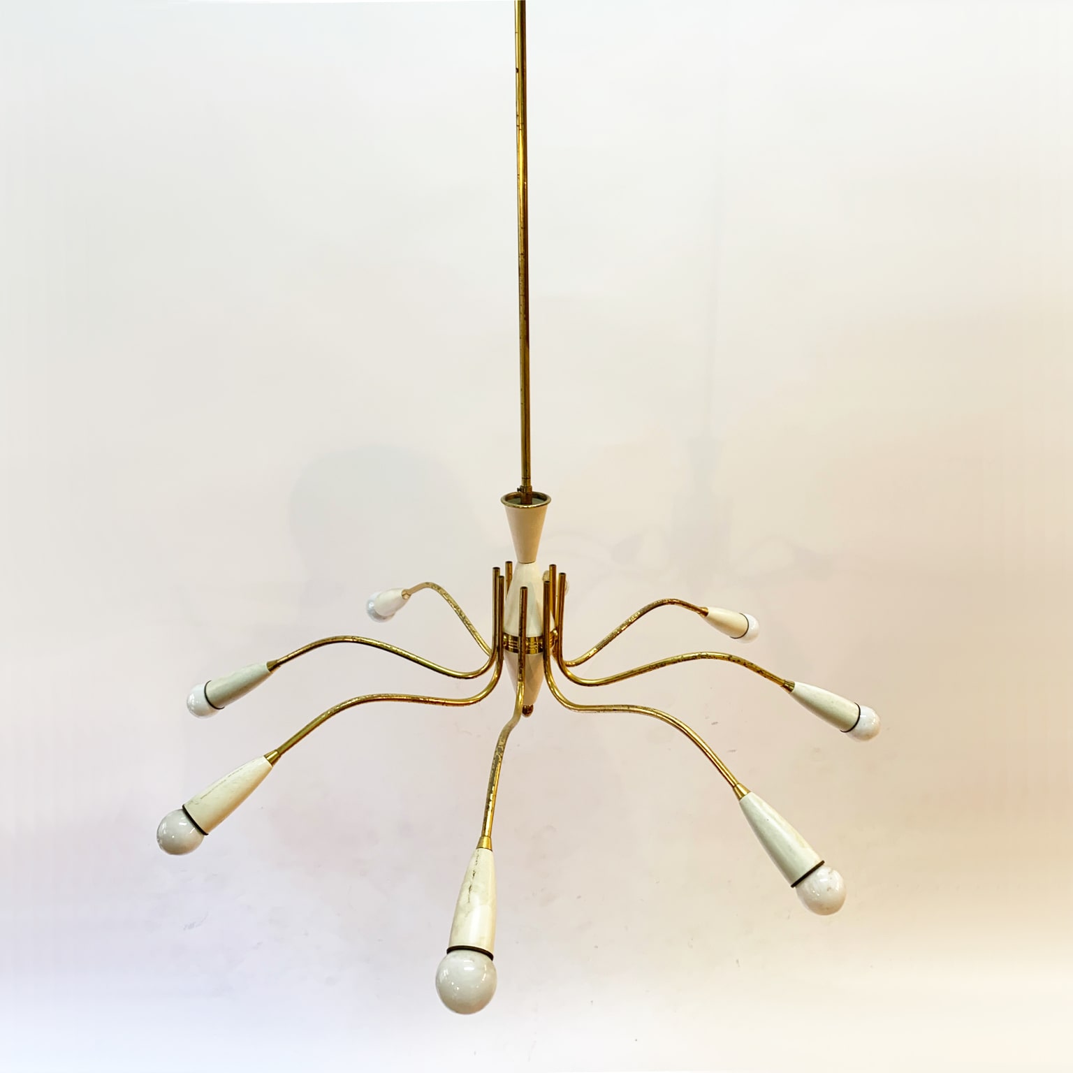 Lampada a sospensione a 8 luci <br>mod. "Spider" <br> Italia anni 50 - immagine 2