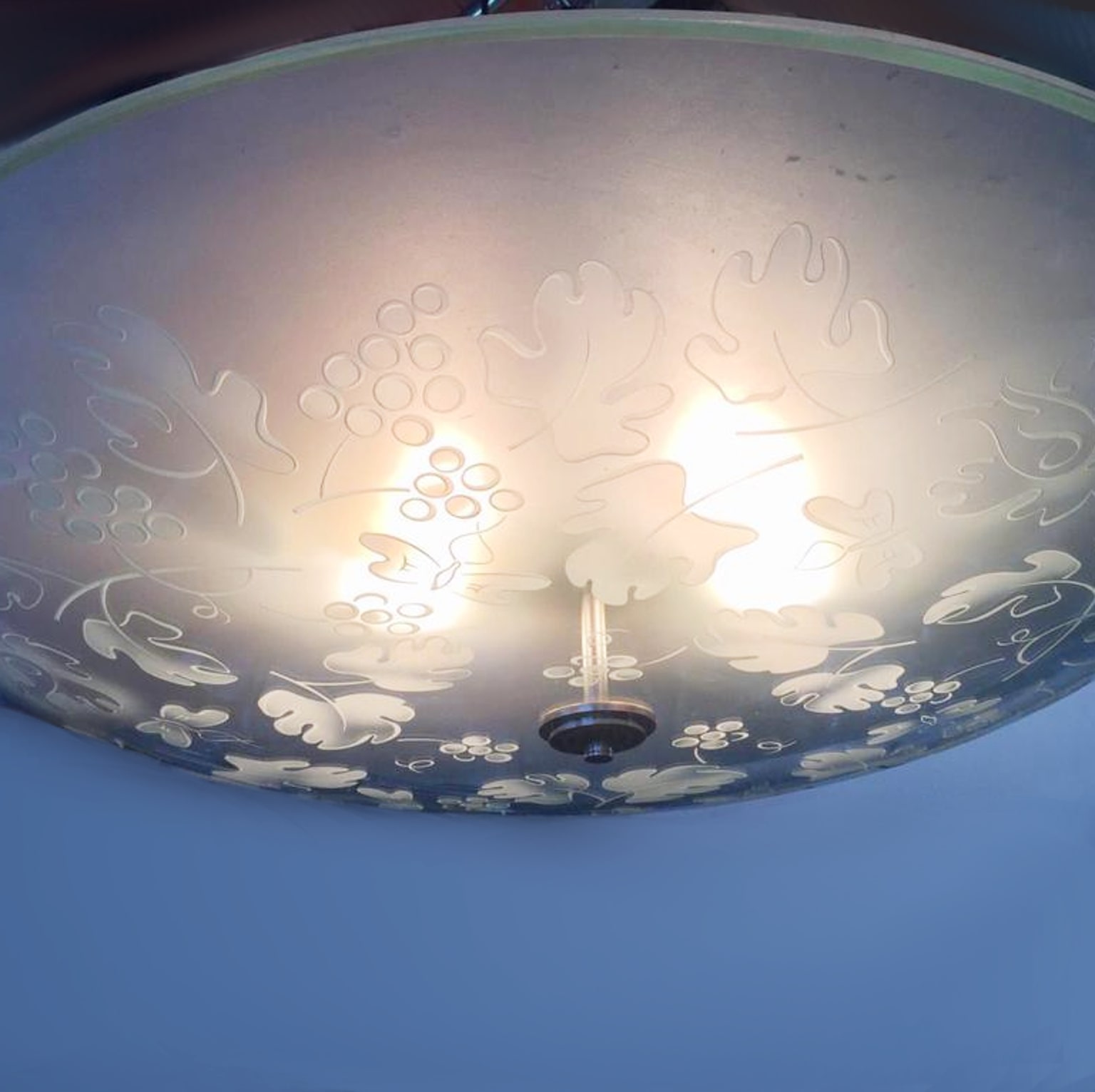 Pietro Chiesa per Fontana Arte <br> Coppia di grandi lampade a sospensione anni 40 - immagine 4