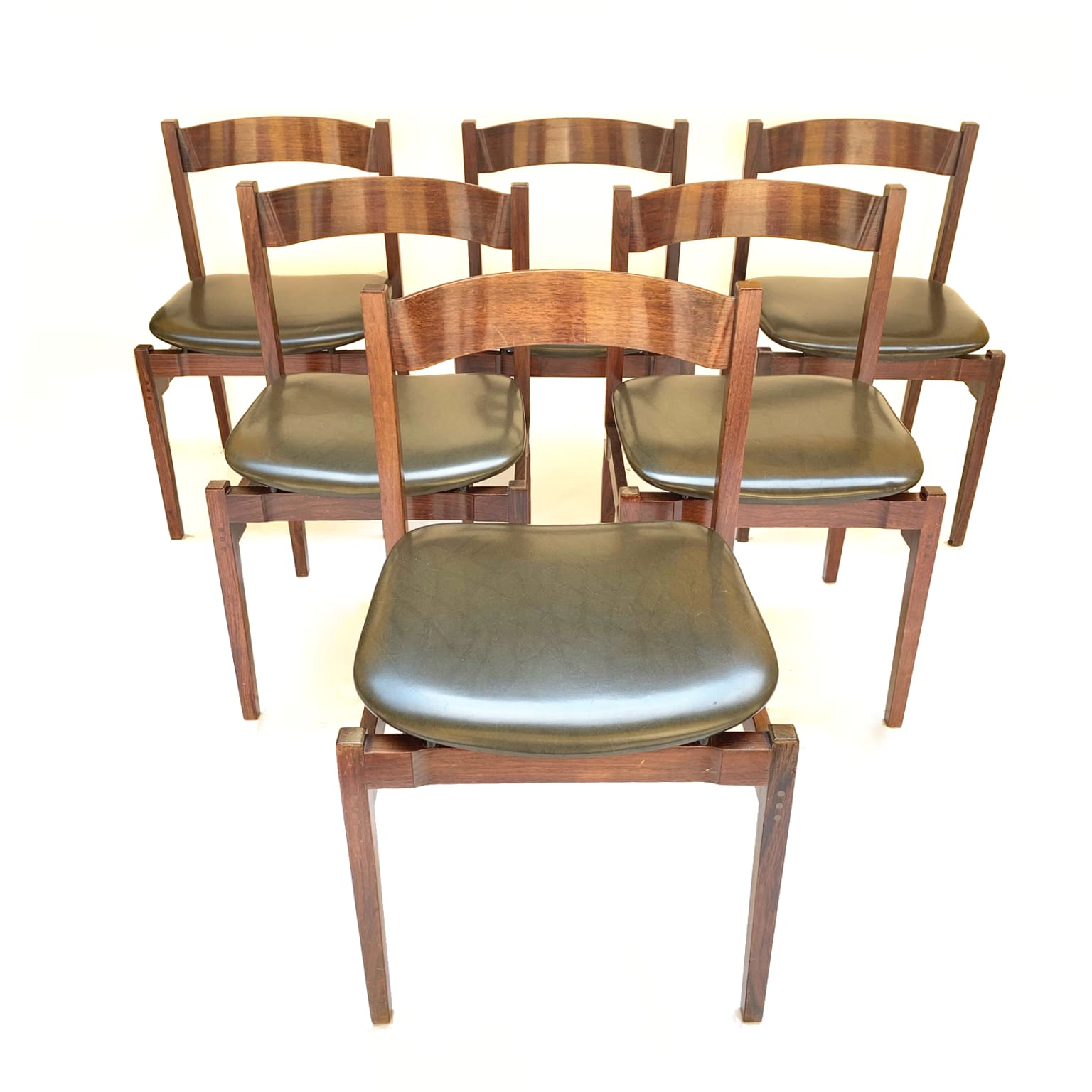 Gianfranco Frattini per Cassina <br> Gruppo di 8 sedie mod. 101 - immagine 2