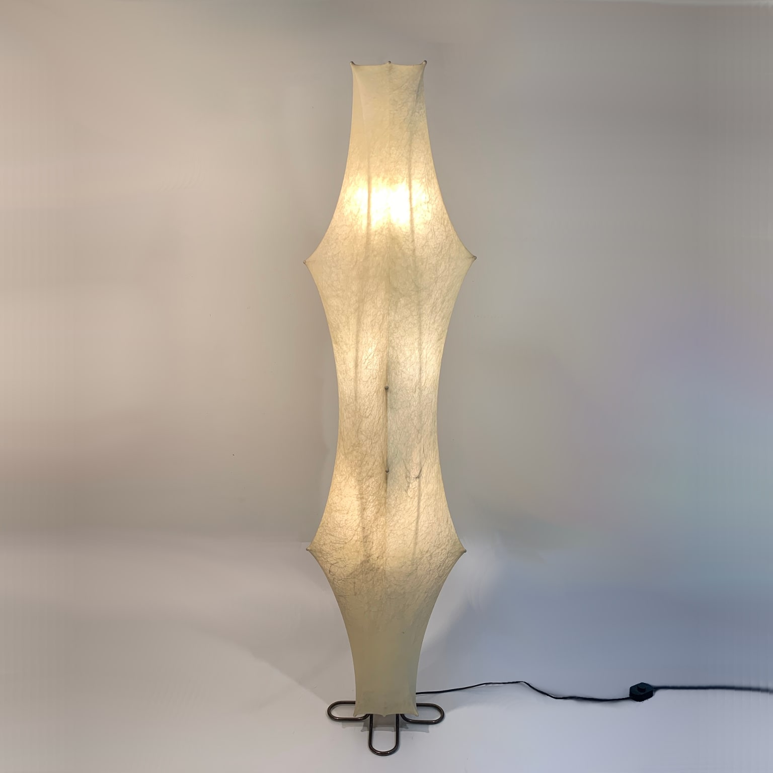 Tobia Scarpa per Flos <br> Lampada da terra mod. Fantasma piccolo anni 60