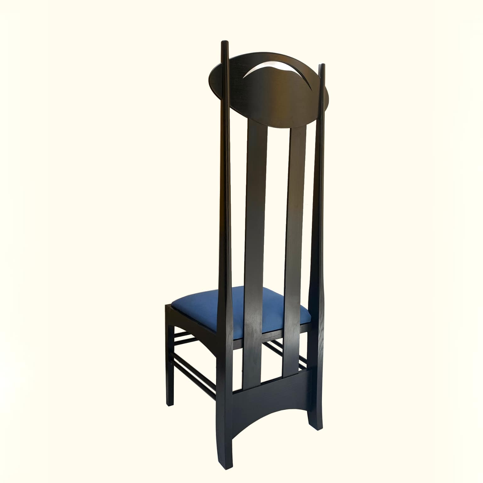 Charles Rennie Mackintosh per Cassina <br> Gruppo di 4 sedie mod. Argyle anni 70 - immagine 4