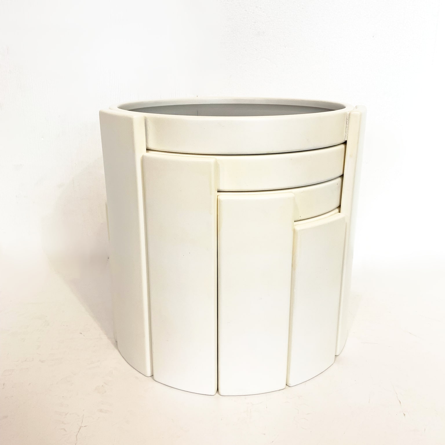 Gianfranco Frattini per Cassina <br> Set di 4 tavolini ad incastro mod. 780 - immagine 3