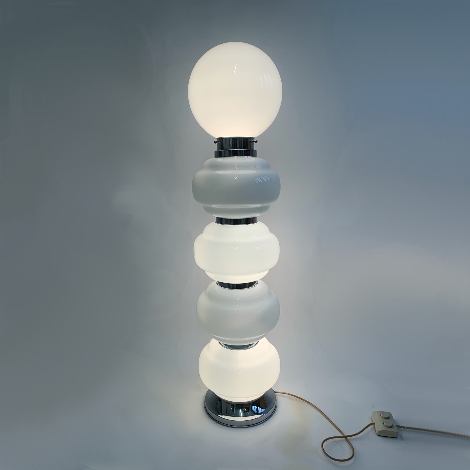 Lampada da terra in vetro anni 70 - immagine 3