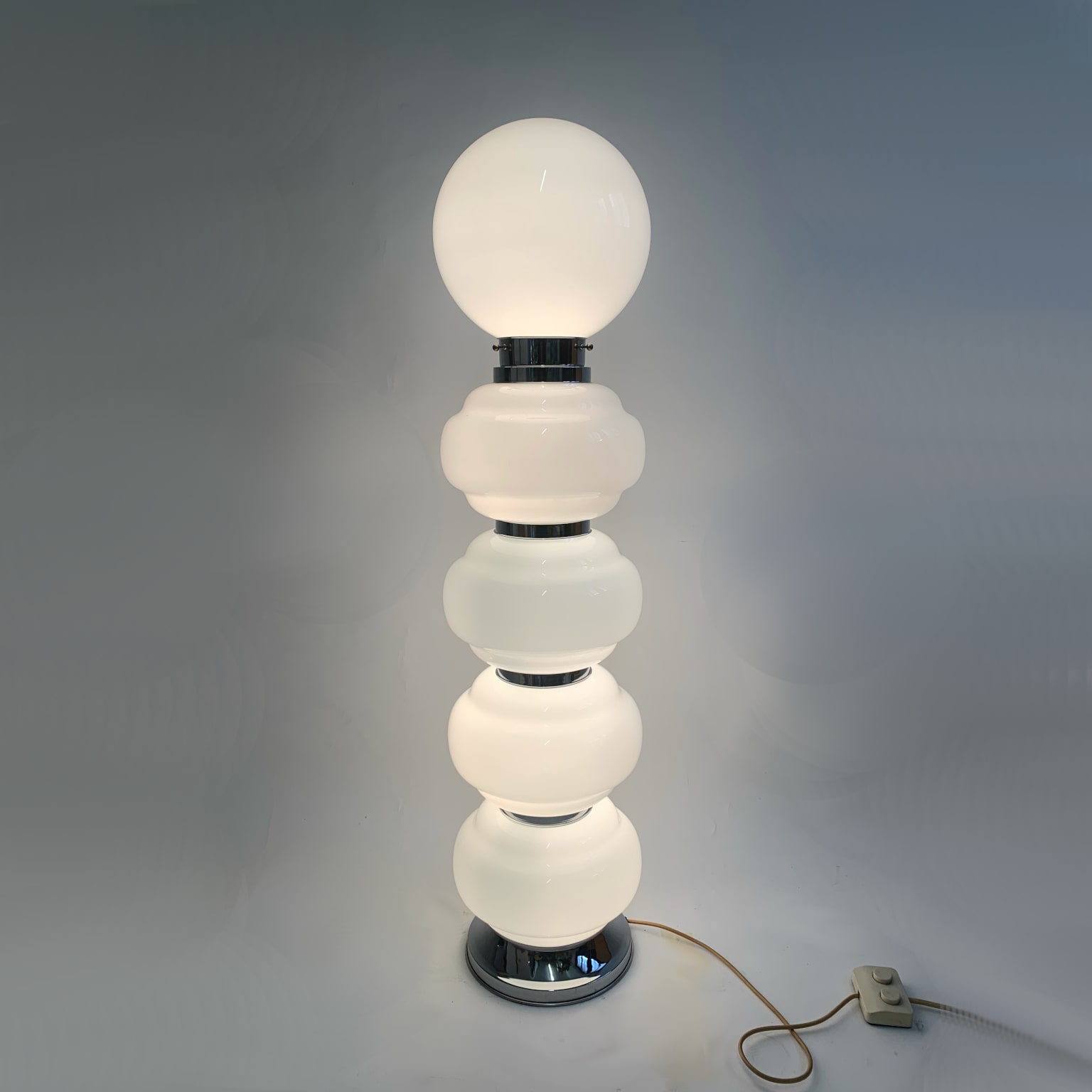 Lampada da terra in vetro anni 70