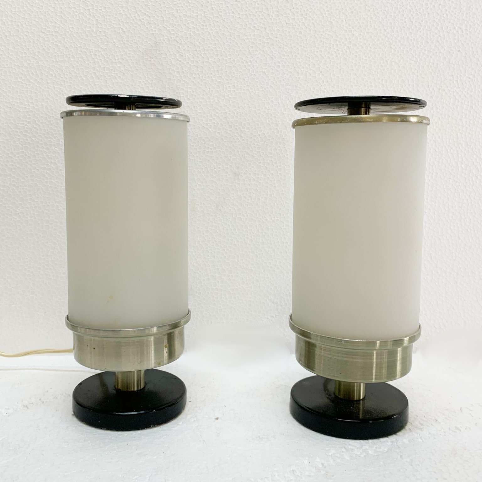 Oscar Torlasco per Lumi <br> Coppia di lampade da appoggio