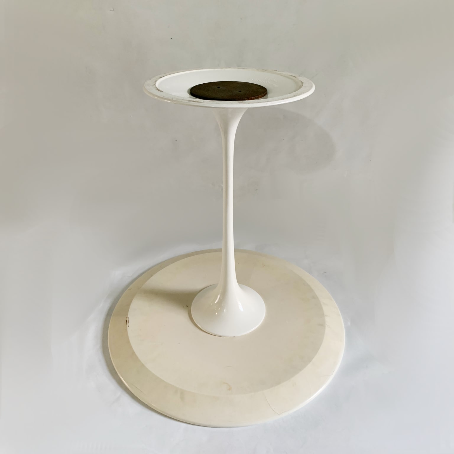 Eero Saarinen per Knoll International <br> Coppia di tavolini Tulip anni 70 - immagine 5