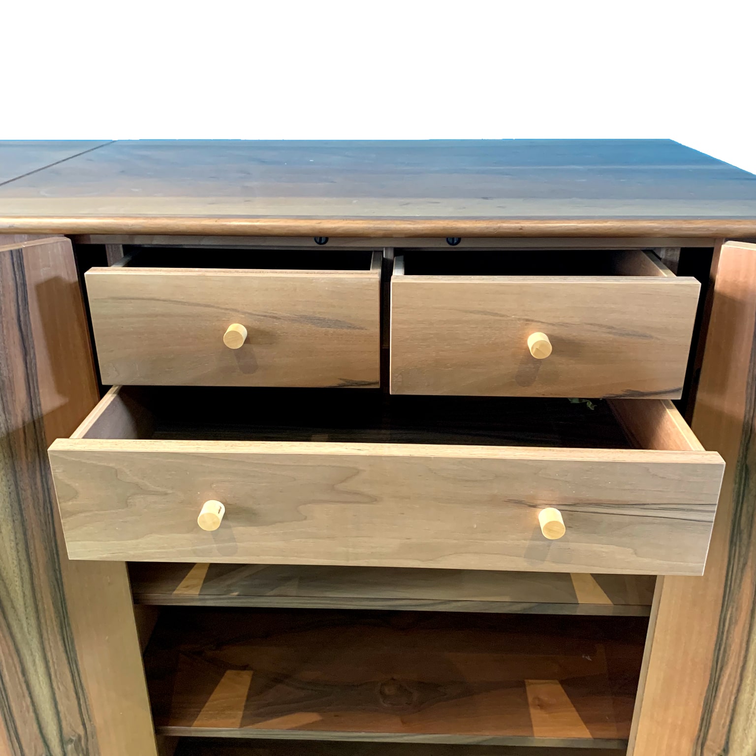 Carlo Scarpa per Bernini <br> Credenza in noce mod. Scuderia - immagine 7