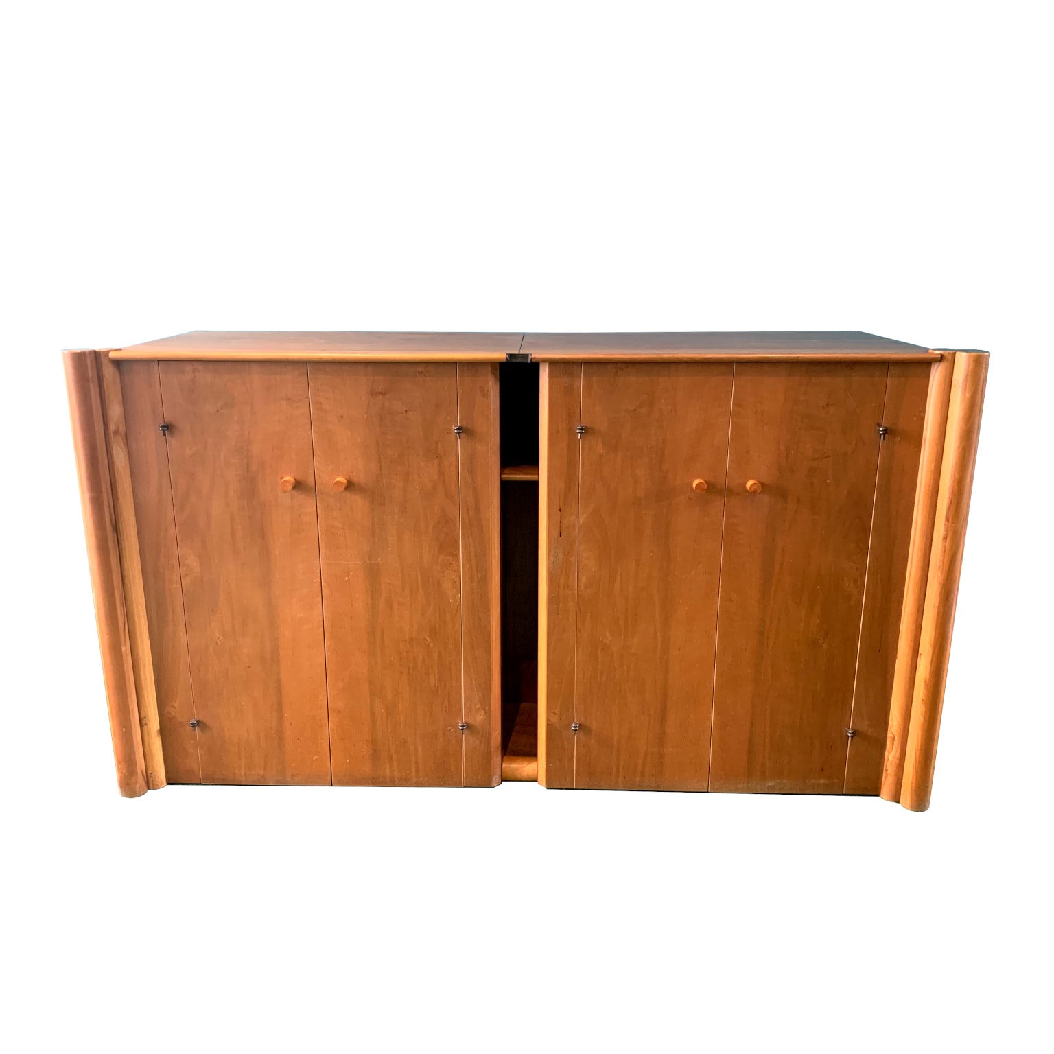 Carlo Scarpa per Bernini <br> Credenza in noce mod. Scuderia