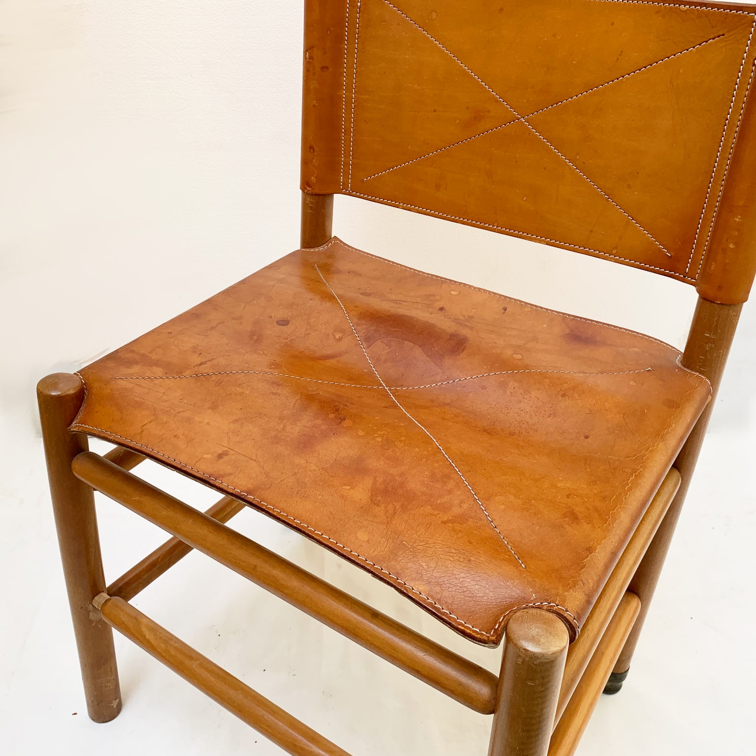 Carlo Scarpa per Bernini <br> Gruppo di 6 sedie mod. Kentucky - immagine 9
