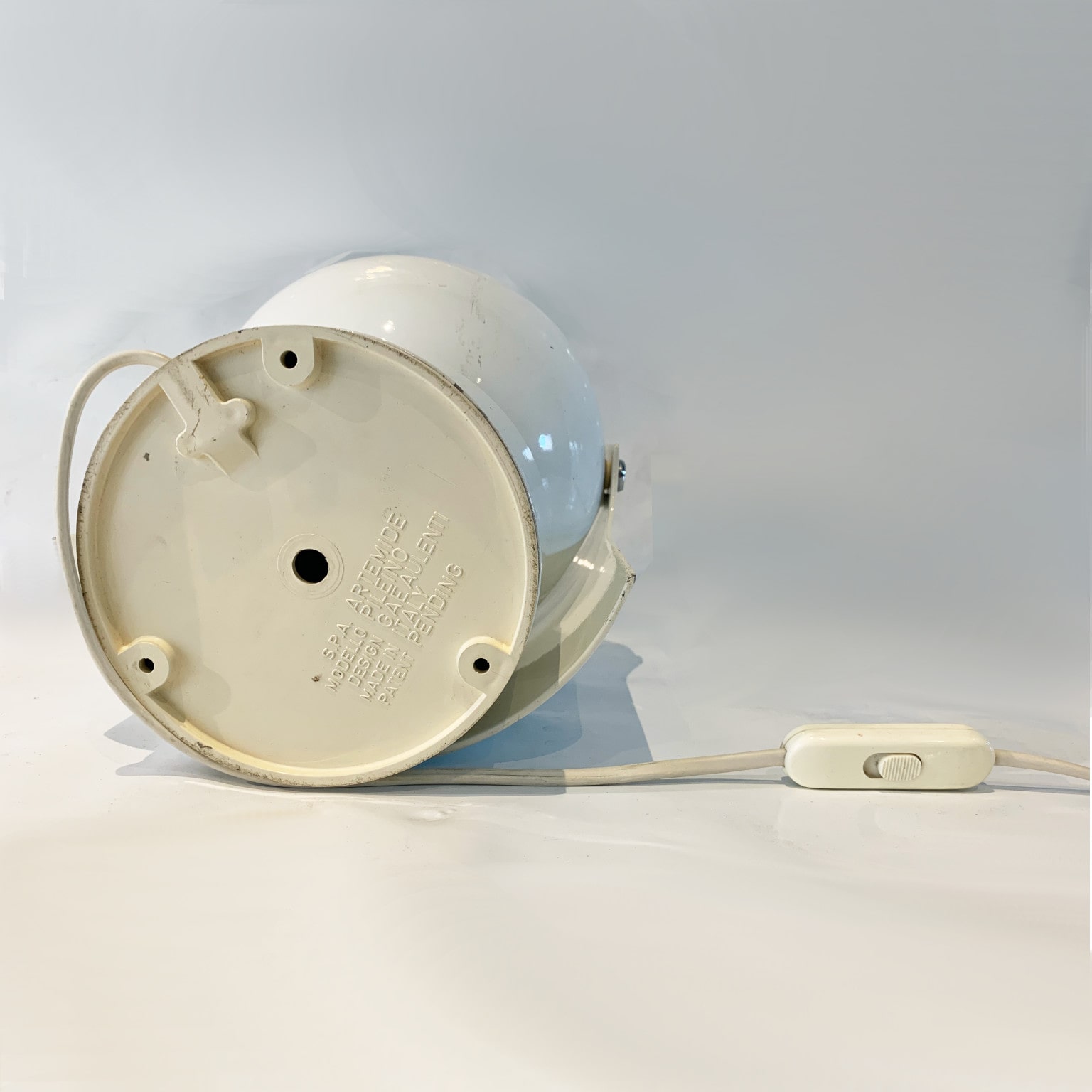Gae Aulenti per Artemide <br> Lampada da appoggio mod. Pileino - immagine 5