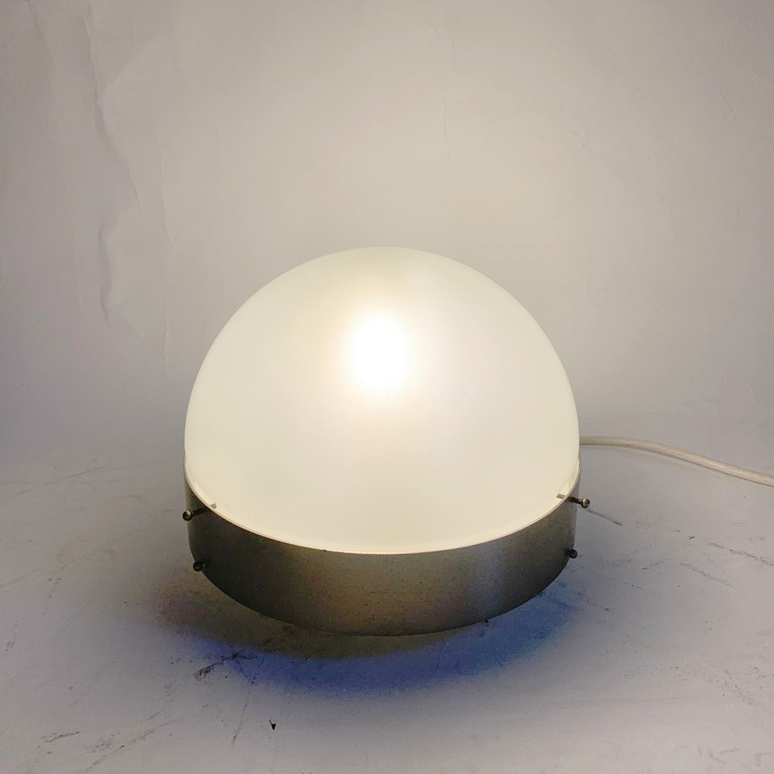 Sergio Mazza per Artemide<br> Gruppo di 4 plafoniere / lampade da muro mod. Clio anni 60 - immagine 4