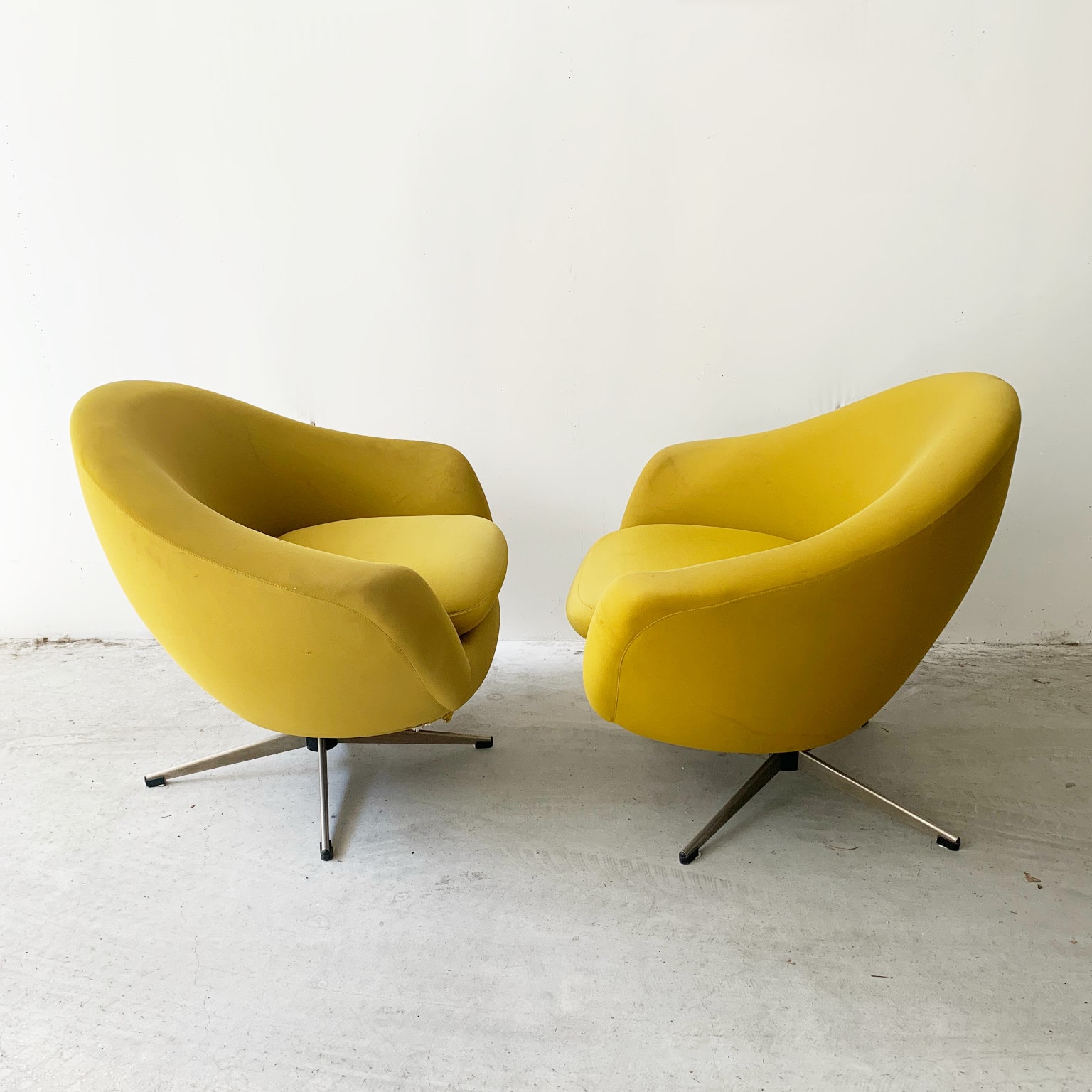 Coppia di poltrone girevoli anni 60 - immagine 5
