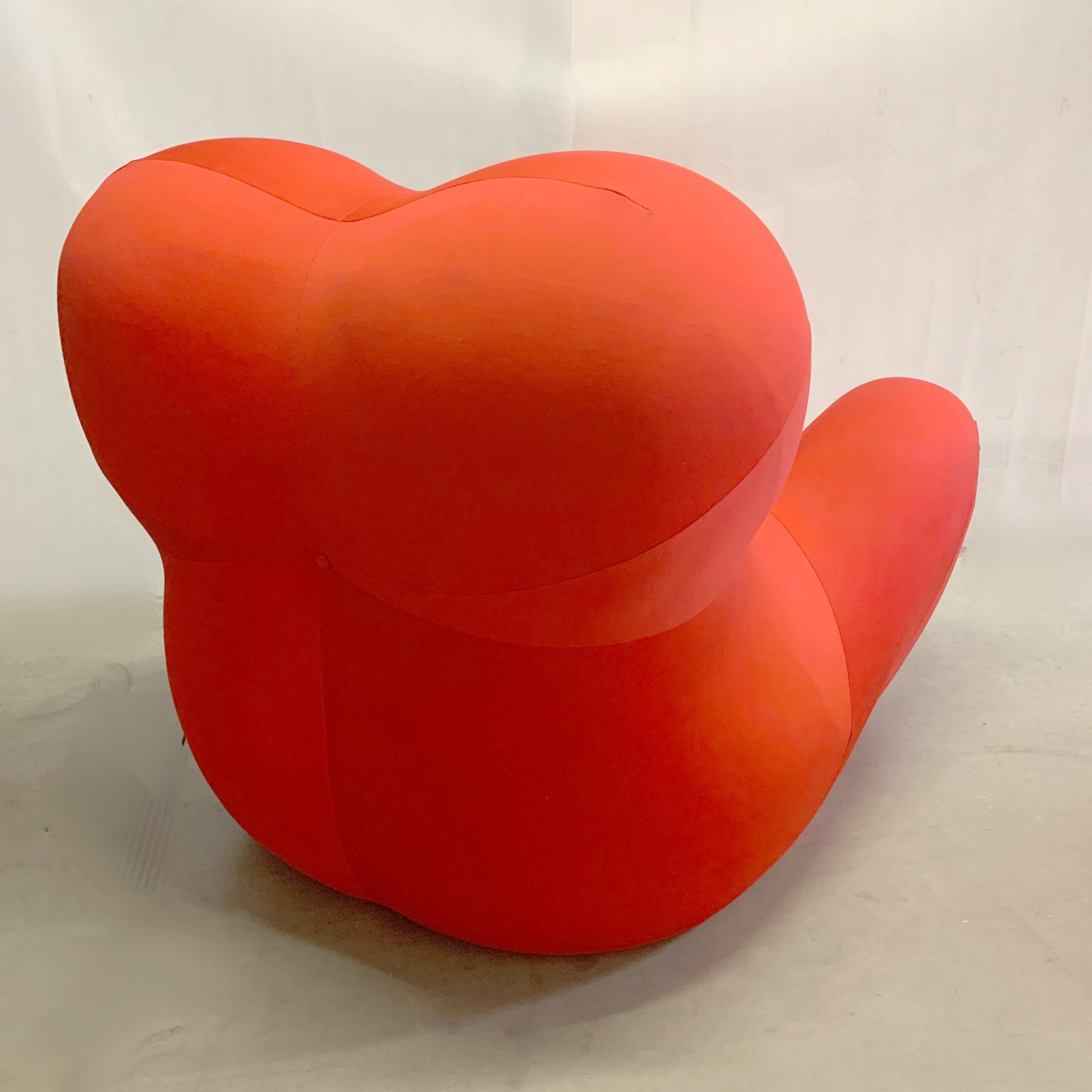 Gaetano Pesce per B&B Italia <br> Poltrona con poggiapiedi mod. UP 2000 - immagine 5