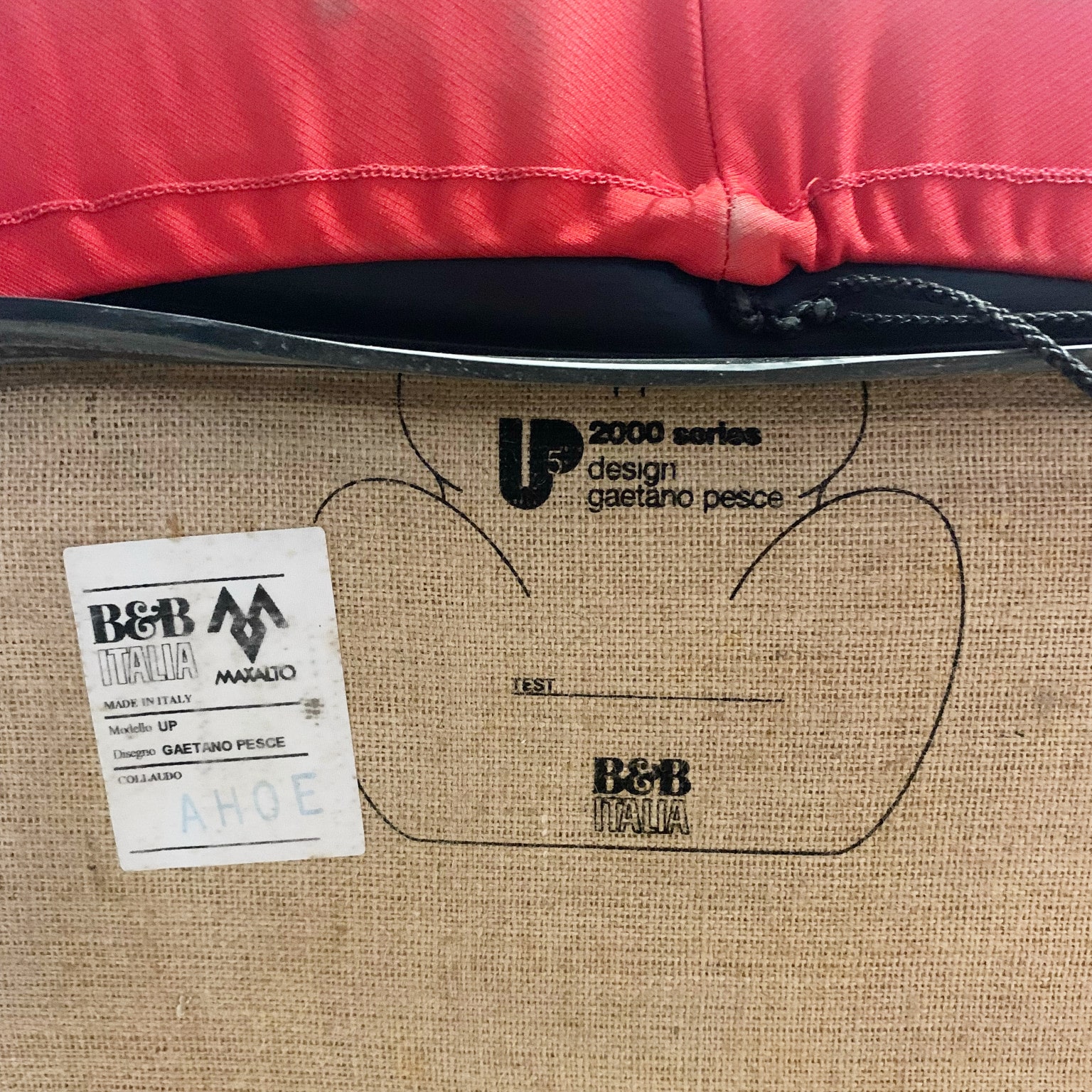 Gaetano Pesce per B&B Italia <br> Poltrona con poggiapiedi mod. UP 2000 - immagine 8