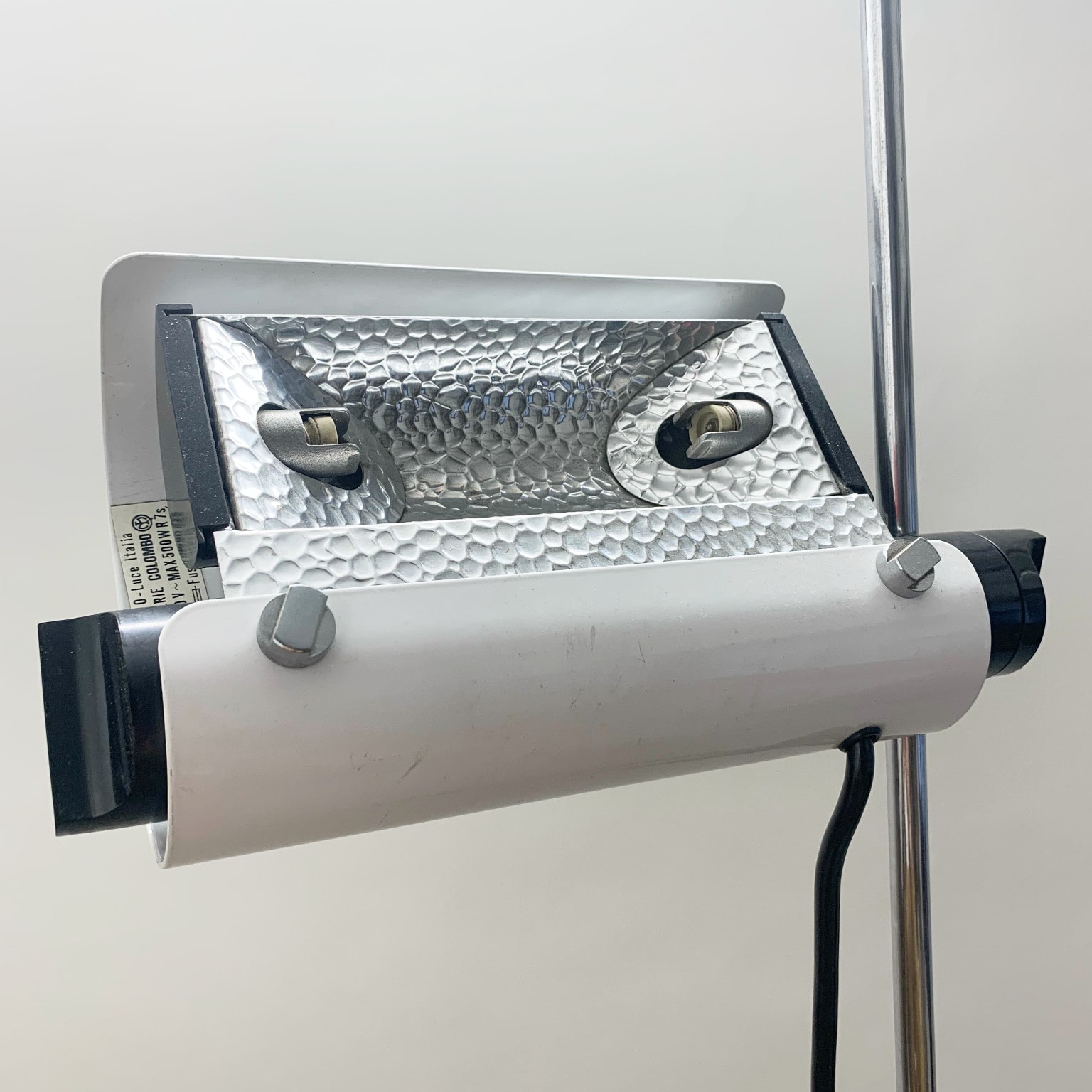 Joe Colombo per Oluce <br> Coppia di lampade da terra mod. Colombo 626 - immagine 5