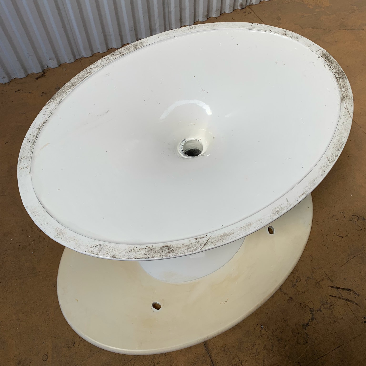 Eero Saarinen per Knoll <br> Grande tavolo ovale mod. Tulip anni 70 - immagine 6