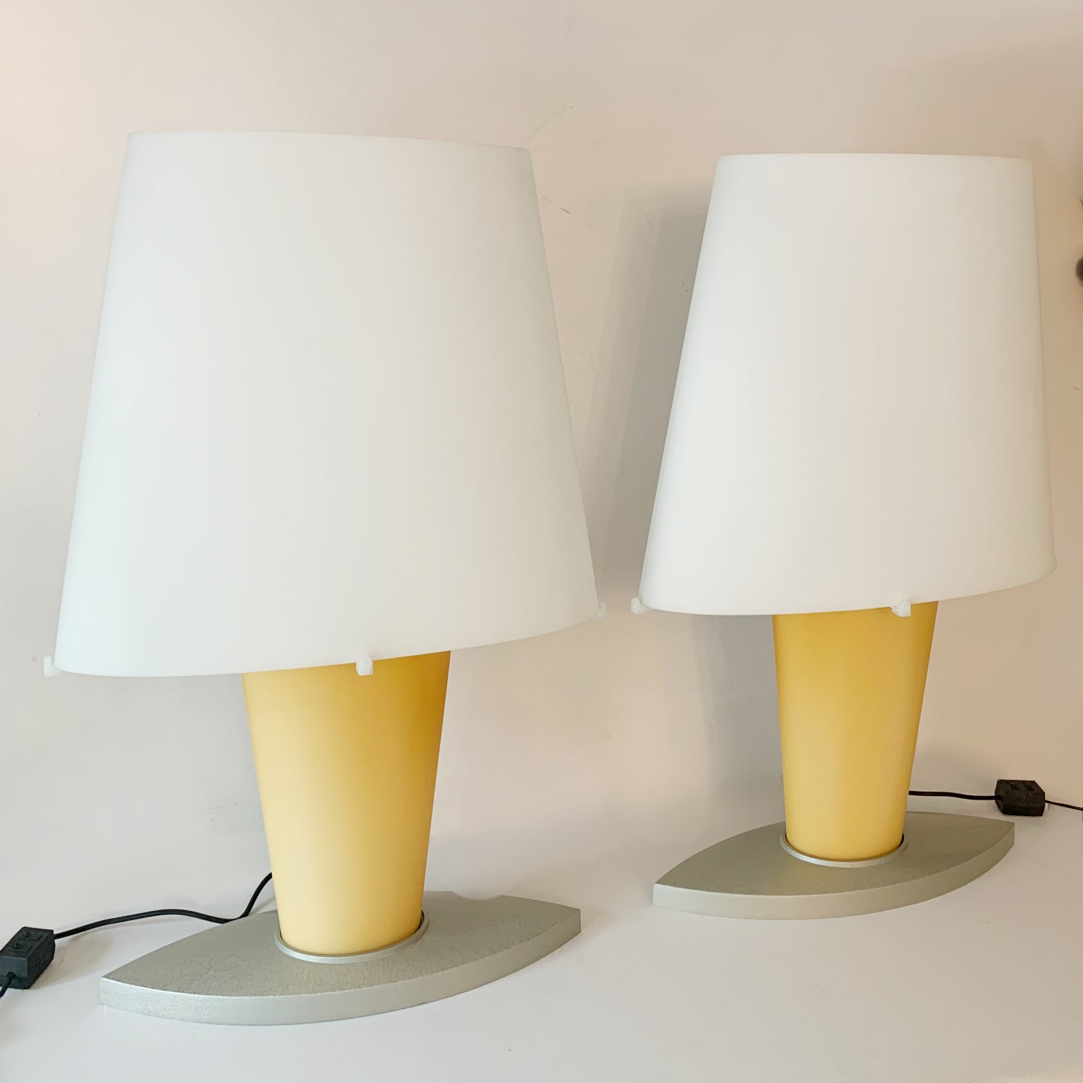 Daniela Puppa per Fontana Arte <br> Coppia di lampade da appoggio mod. 2850 XL - immagine 4