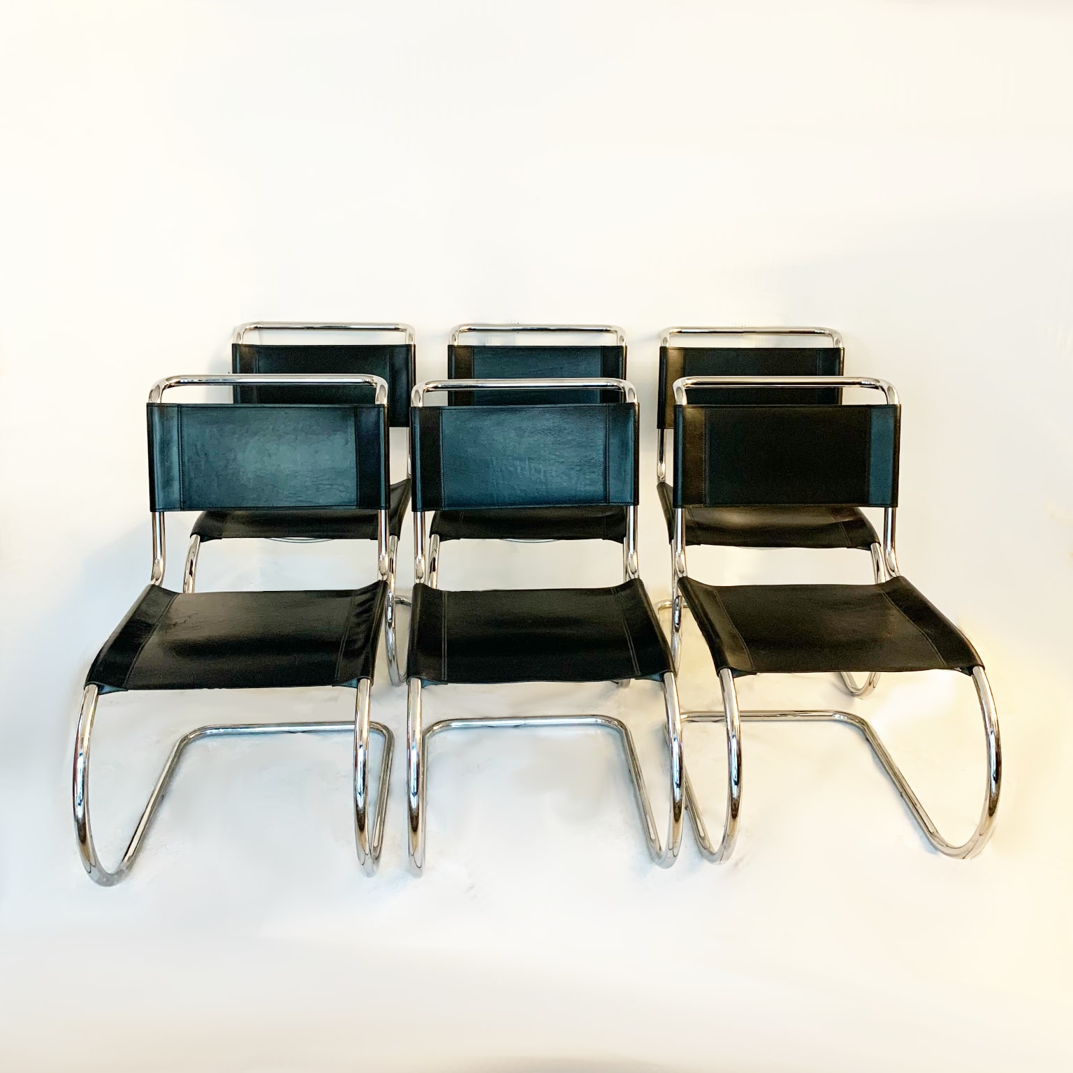 Ludwig Mies Van Der Rohe <br> Gruppo di 6 sedie mod. MR10 <br>prod. Thonet