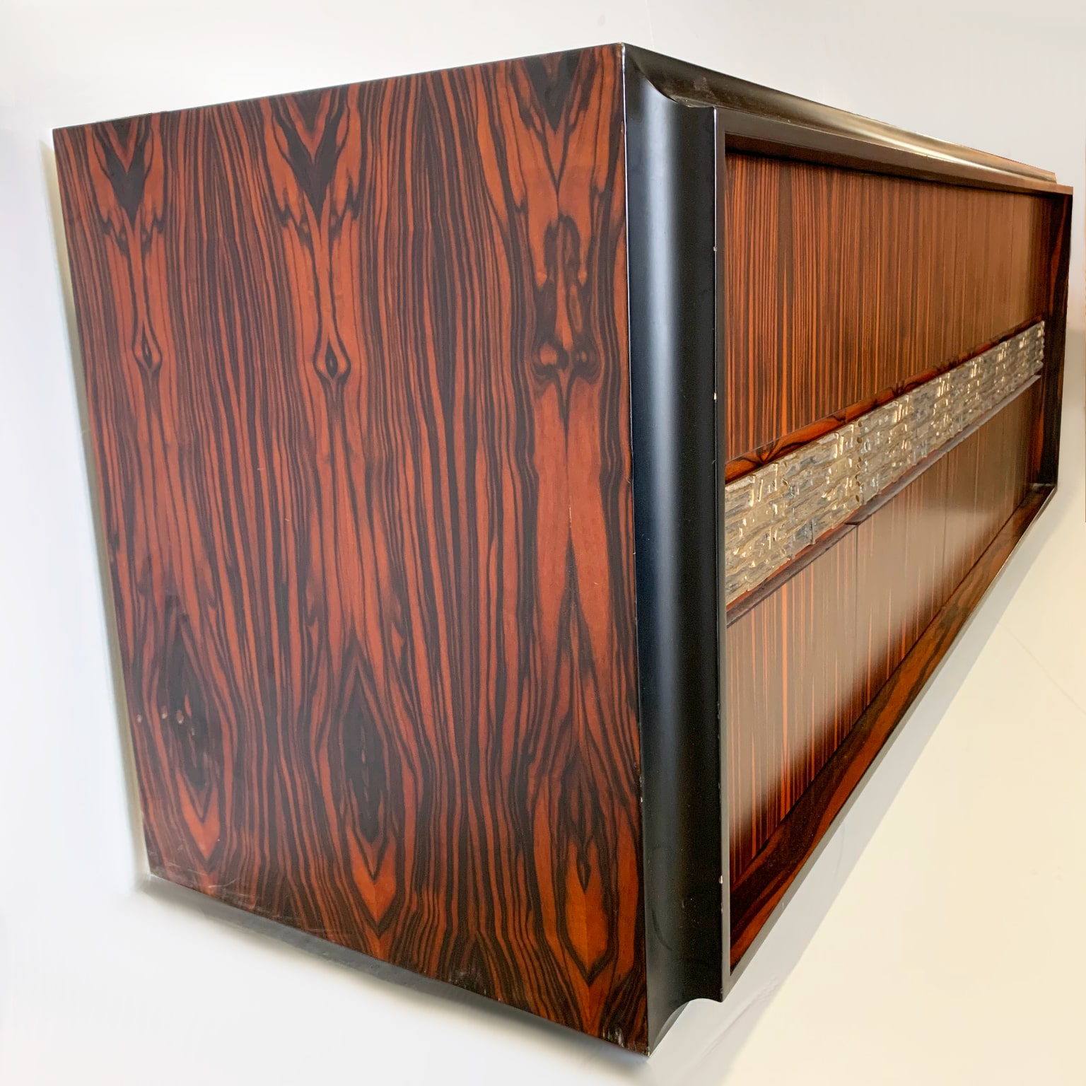 Luciano Frigerio <br> Sideboard mod. Desiree in ebano Macassar anni 70 - immagine 7