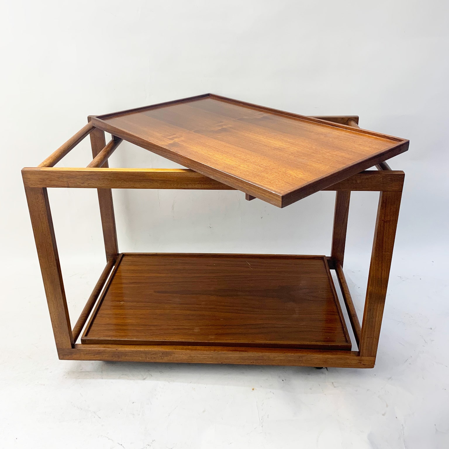 Alberto Salvati e Ambrogio Tresoldi per Cassina <br> Carrello portavivande mod. 762 - immagine 3