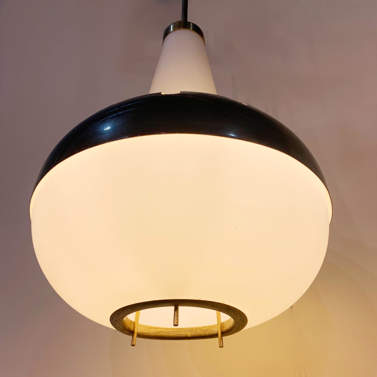 Max Ingrand per Fontana Arte <br> Set di 3 lampade a sospensione mod. 1954 anni 50 - immagine 4