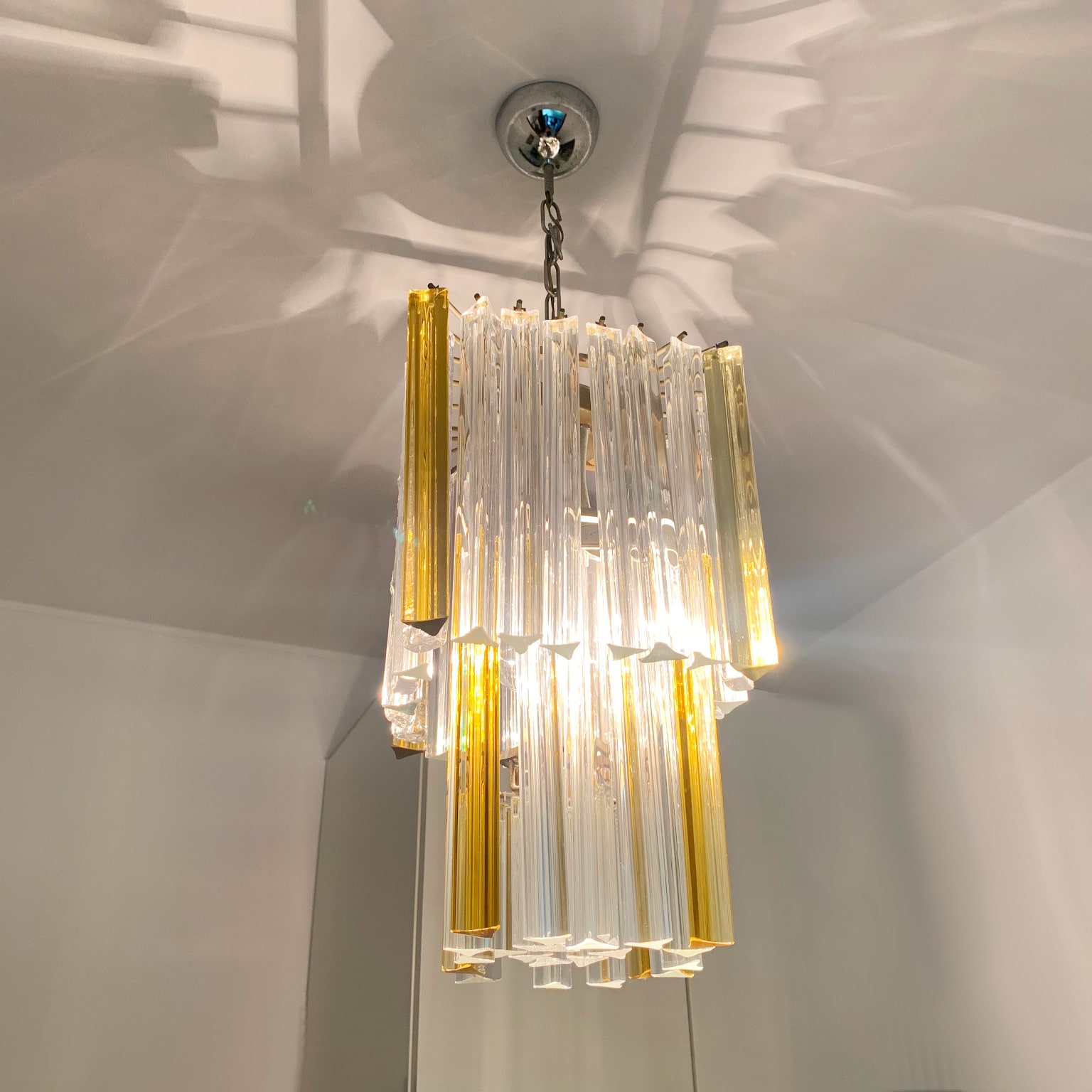 Lampada a sospensione Triedri <br> color ambra <br> Venini Murano anni 70 - immagine 2