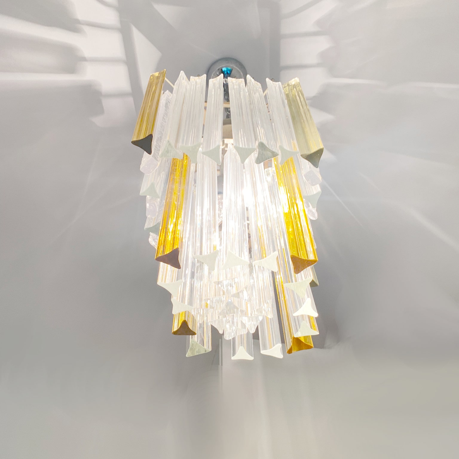 Lampada a sospensione Triedri <br> color ambra <br> Venini Murano anni 70 - immagine 3