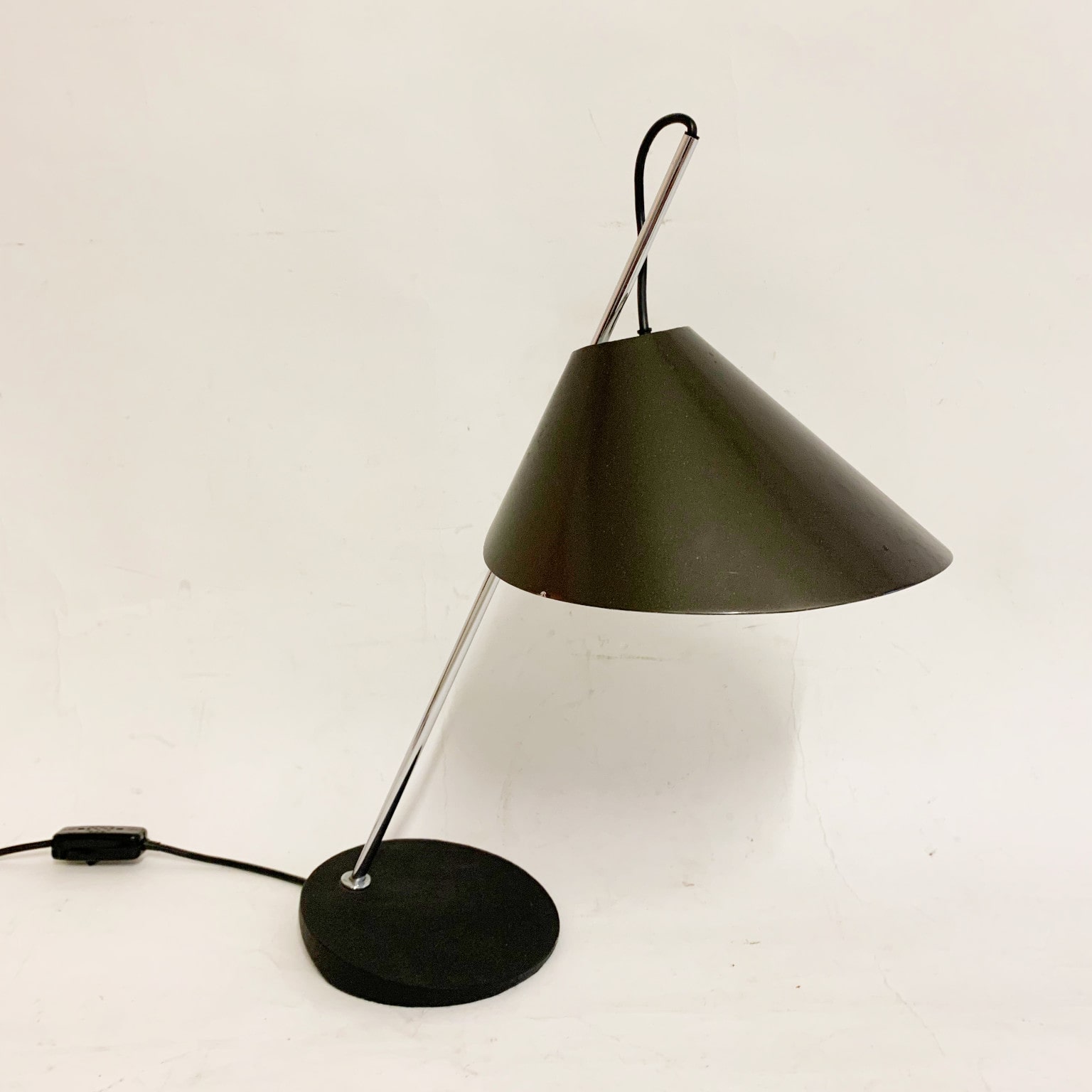Luigi Caccia Dominioni per Azucena <br> Lampada da appoggio <br>mod. Base Ghisa - immagine 3