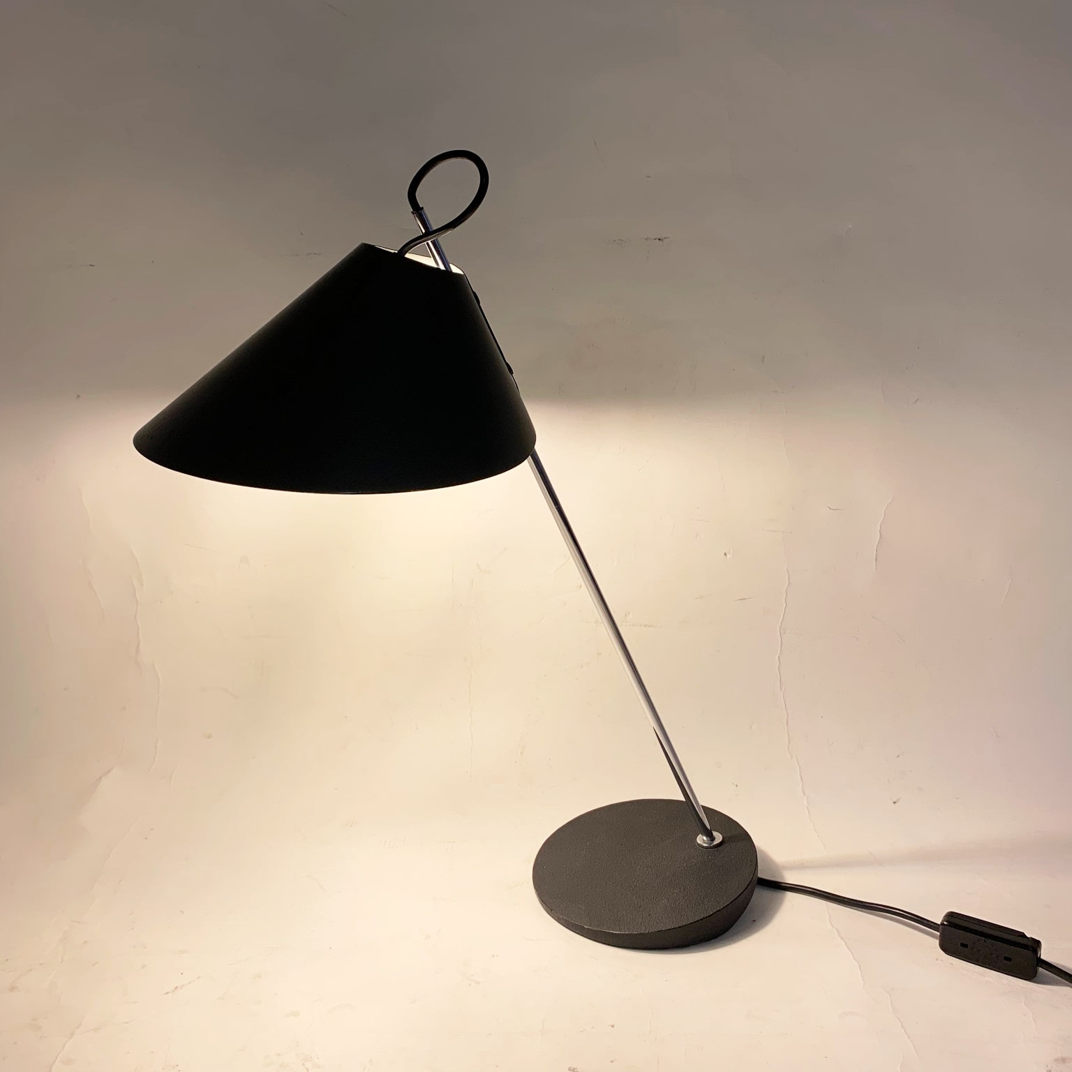 Luigi Caccia Dominioni per Azucena <br> Lampada da appoggio <br>mod. Base Ghisa - immagine 5