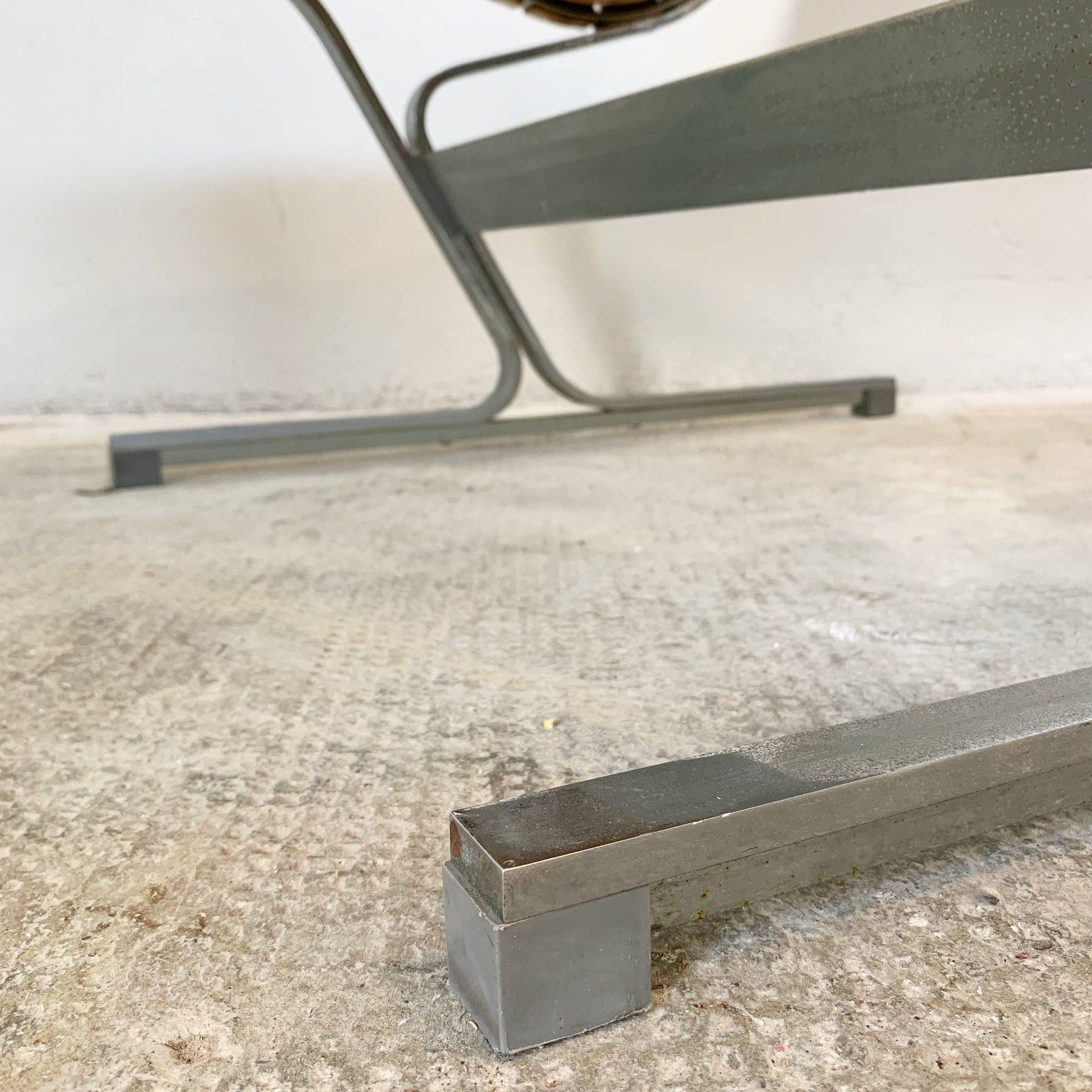 Ross Littell per ICF <br> Coppia di poltrone mod. PLR 1 - immagine 7