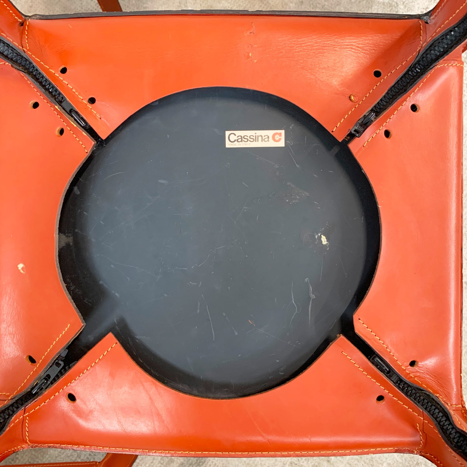 Mario Bellini per Cassina <br> Gruppo di 6 sedie mod. CAB 412, 1977 - immagine 11