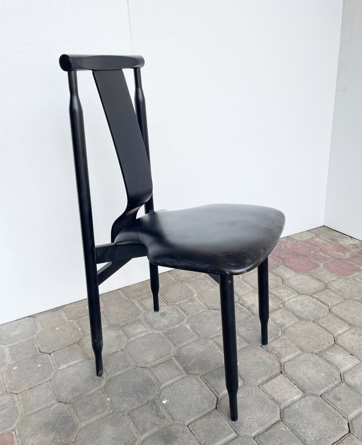 Achille e Pier Giacomo Castiglioni <br>per Gavina <br> Gruppo di 14 sedie mod. Lierna - immagine 3