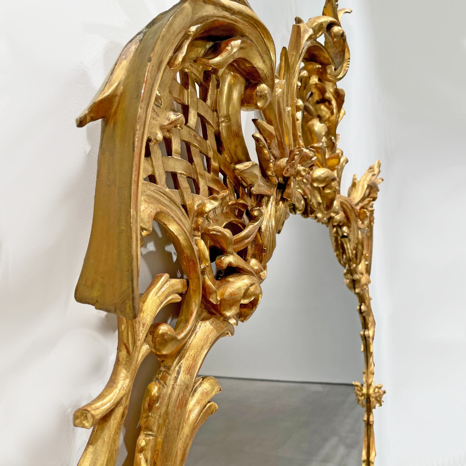 METAMORPHOSIS <br> Specchiera pezzo unico <br> by Giampiero Romanò - immagine 4