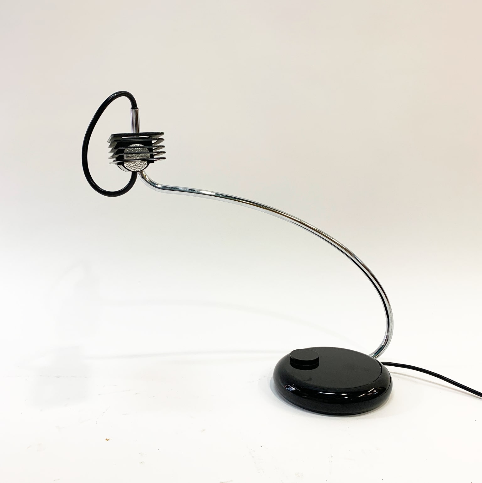 Bruno Gecchelin per Oluce <br> Lampada da tavolo mod. Wing 509, anni 70 - immagine 4