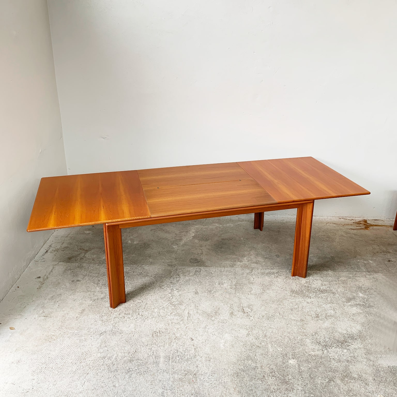 Afra e Tobia Scarpa per Molteni <br> Tavolo allungabile mod. Mou, anni 70 - immagine 6