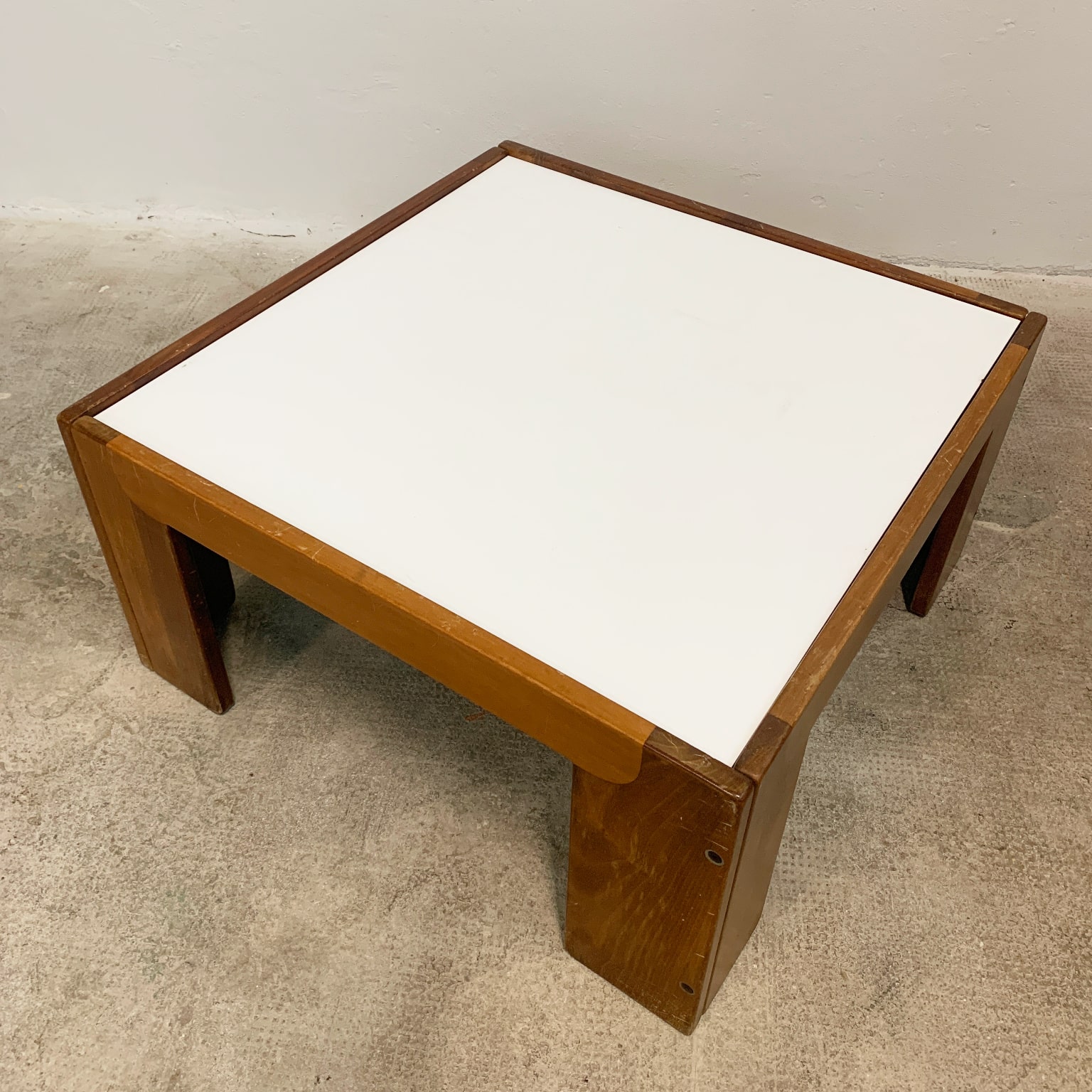 Afra e Tobia Scarpa per Cassina <br> Tavolino quadrato mod. 771 - immagine 6