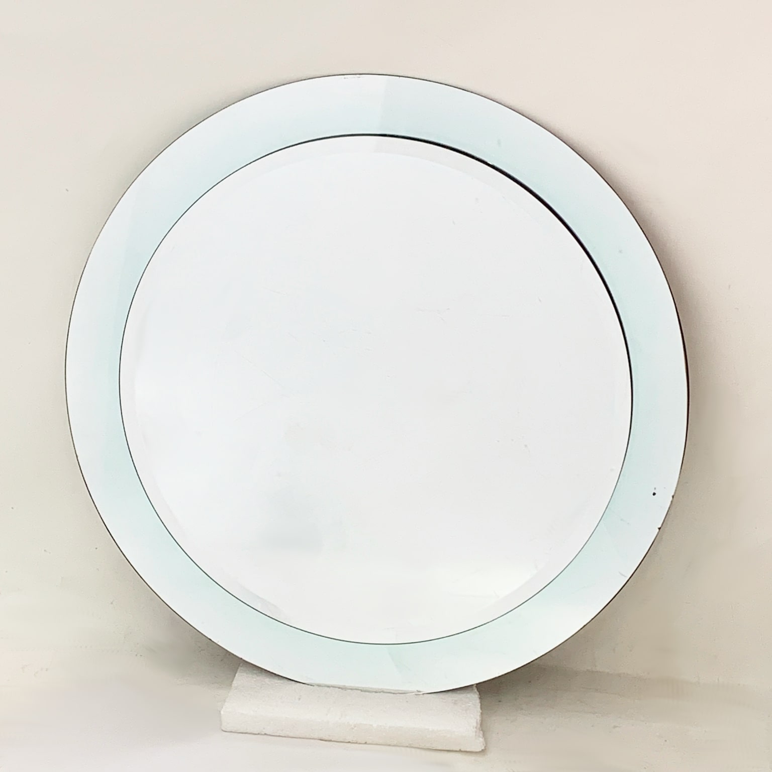 Specchiera tonda in vetro molato <br> Italia anni 60 - immagine 2