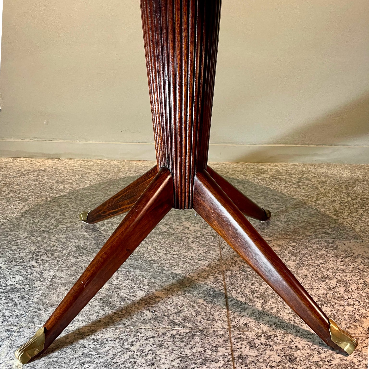 Tavolo rotondo in palissandro <br> Italia anni 40 - immagine 2