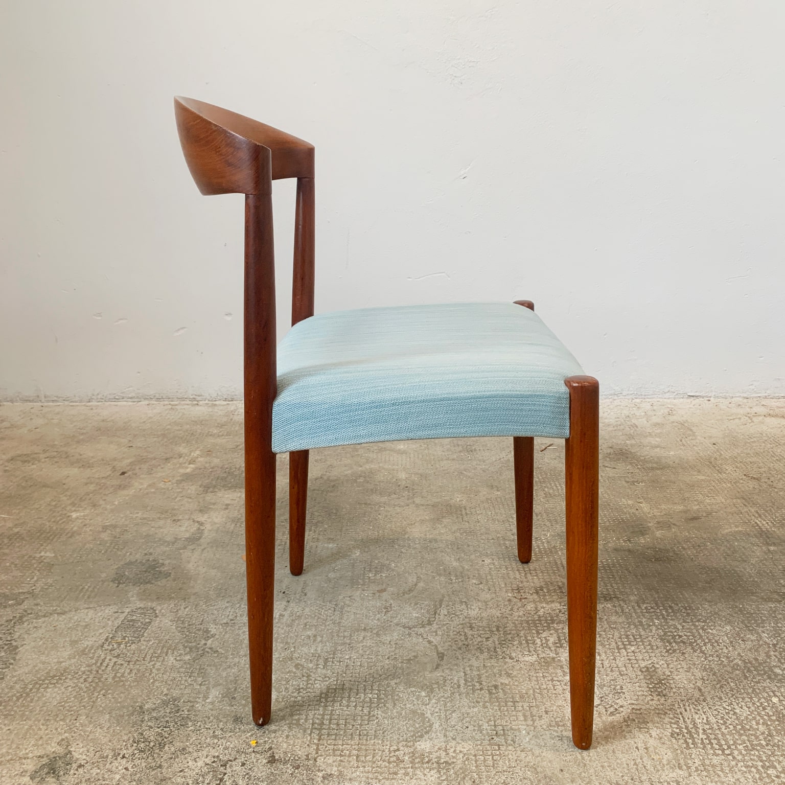 Knud Andersen per JCA Jensen <br> Gruppo di 5 sedie in teak, 1960 - immagine 11