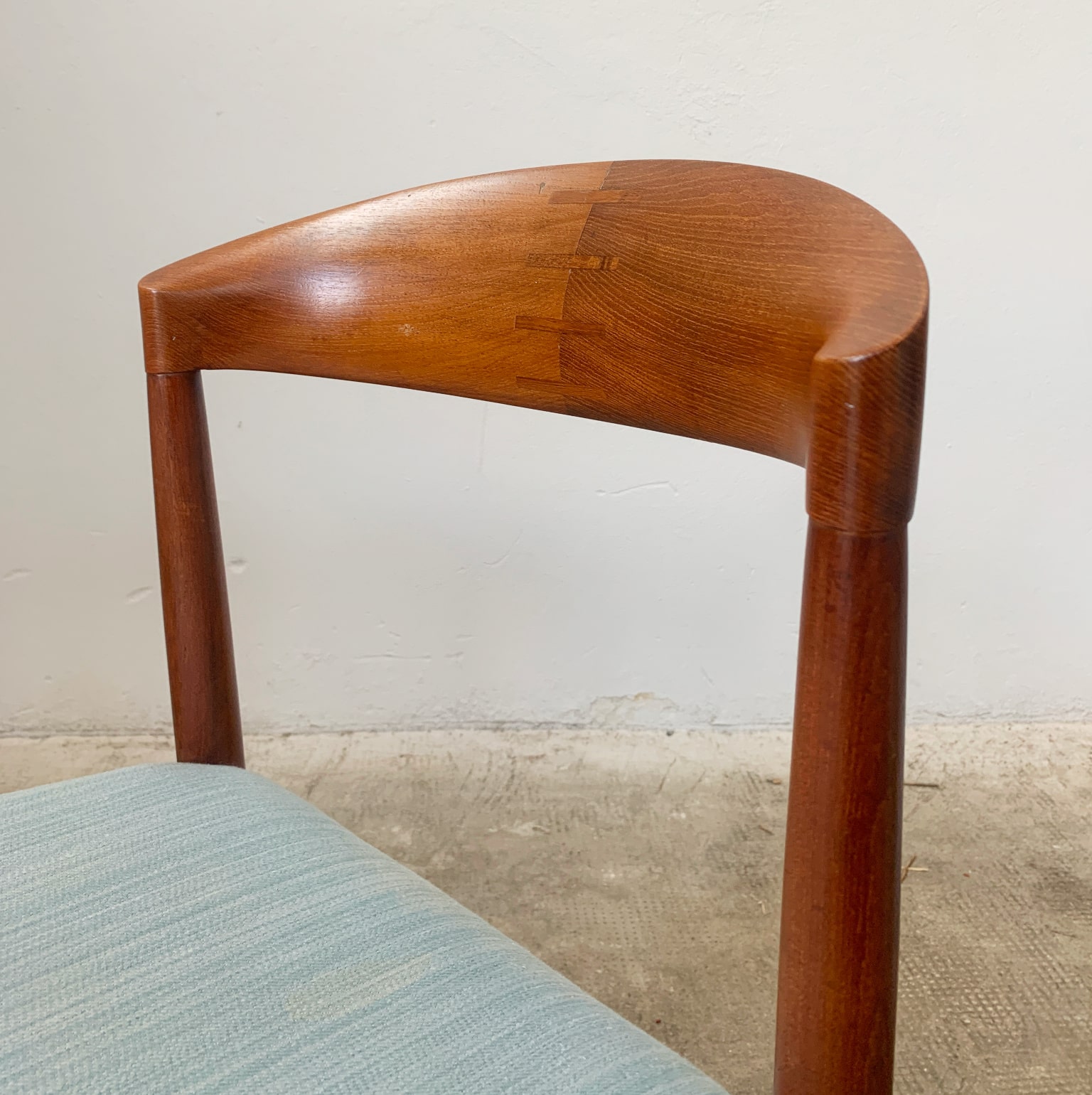 Knud Andersen per JCA Jensen <br> Gruppo di 5 sedie in teak, 1960 - immagine 7
