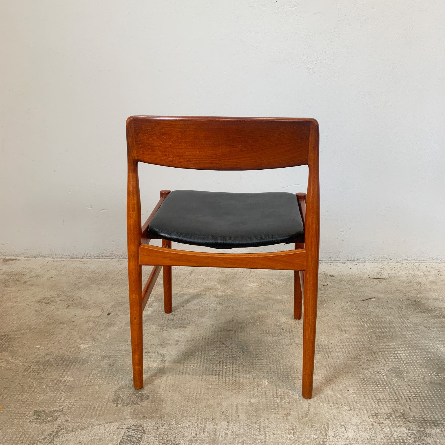 Niels Otto Möller per JLMollers attr. <br> Gruppo di 4 sedie in teak anni 60 - immagine 6