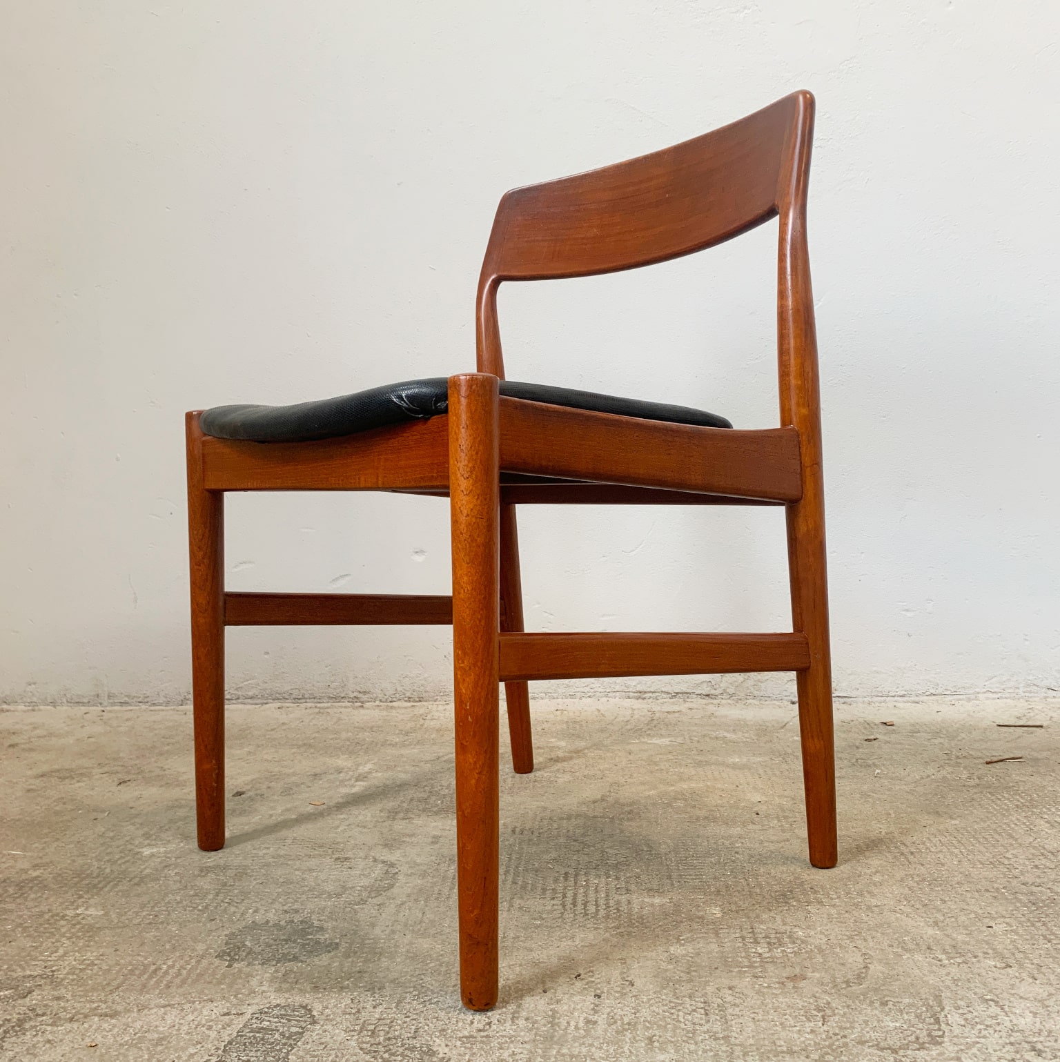 Niels Otto Möller per JLMollers attr. <br> Gruppo di 4 sedie in teak anni 60 - immagine 8