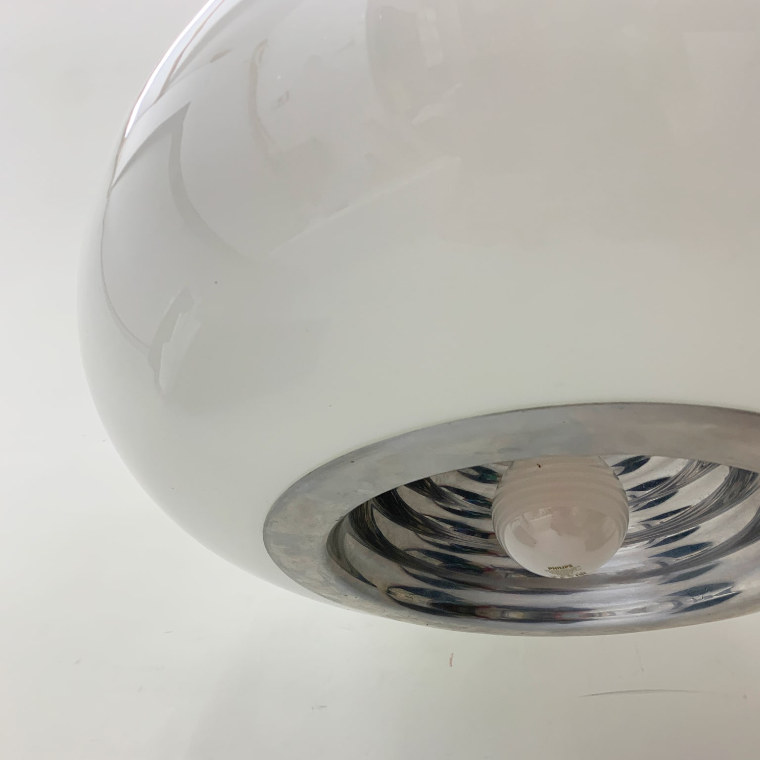 Achille e Piergiacomo Castiglioni per Flos <br> Lampada a sospensione mod. Black & White, 1965 - immagine 7