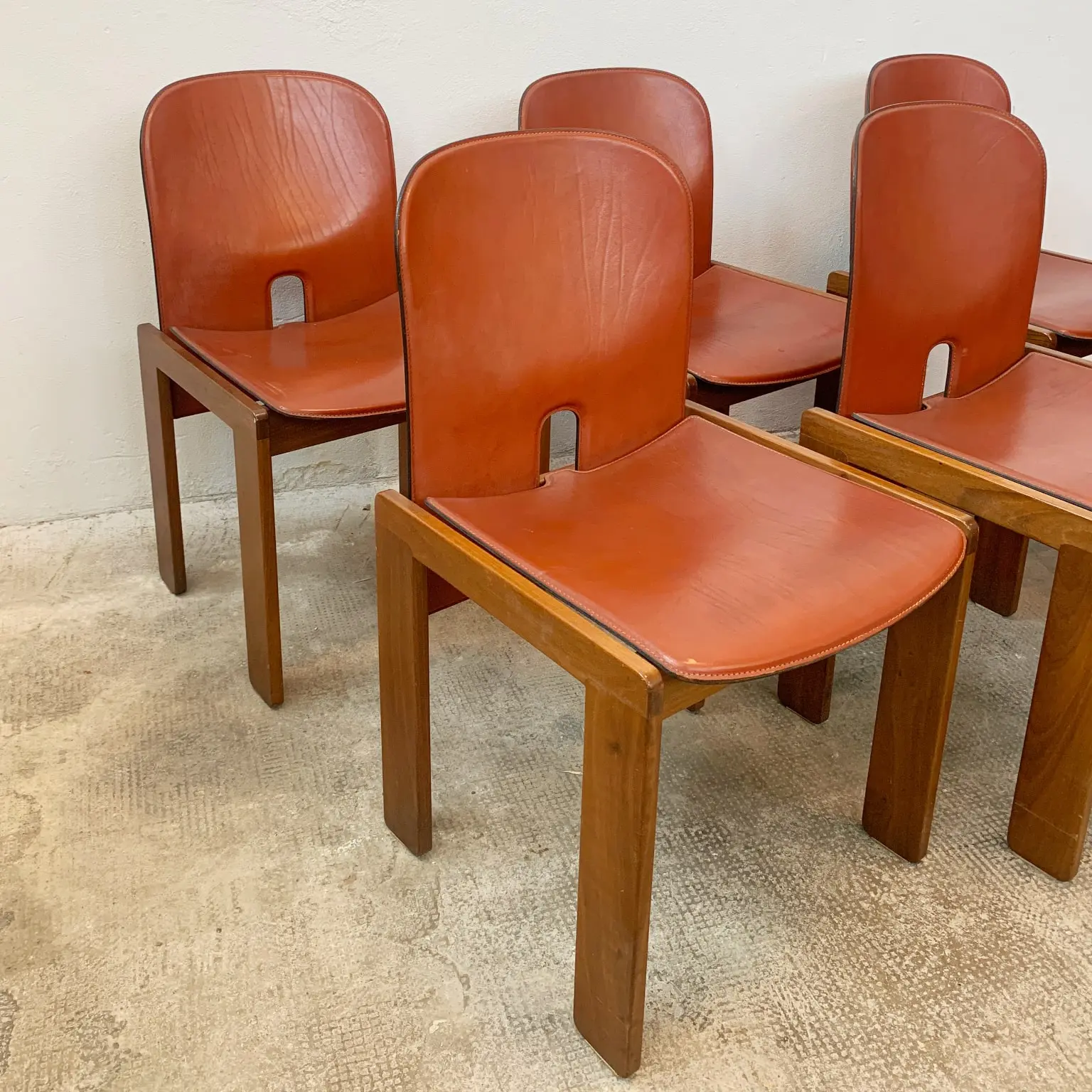 Afra e Tobia Scarpa per Cassina <br> Gruppo di 6 sedie mod. 121, 1965 - immagine 10