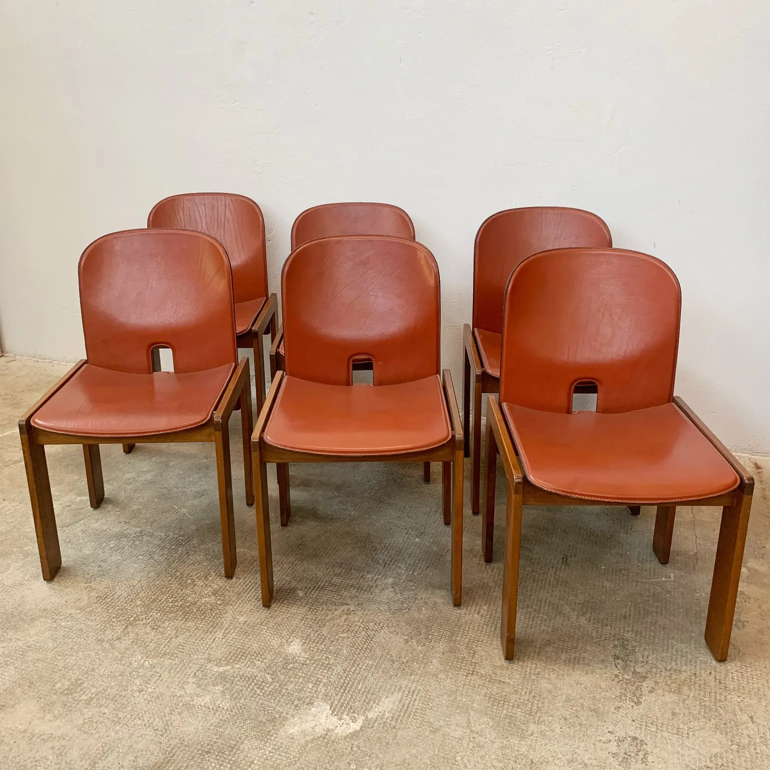 Afra e Tobia Scarpa per Cassina <br> Gruppo di 6 sedie mod. 121, 1965 - immagine 9