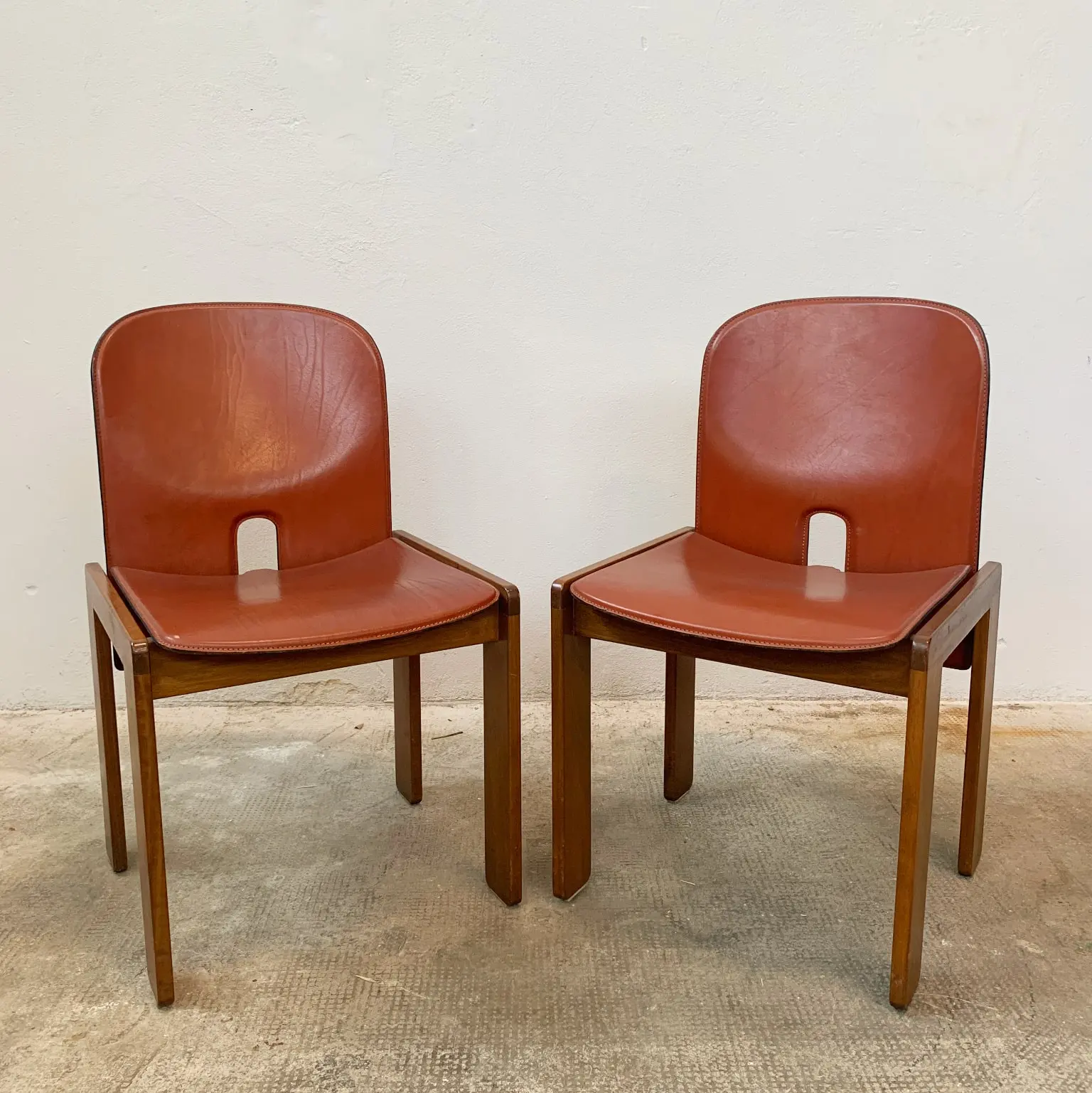 Afra e Tobia Scarpa per Cassina <br> Gruppo di 6 sedie mod. 121, 1965 - immagine 8