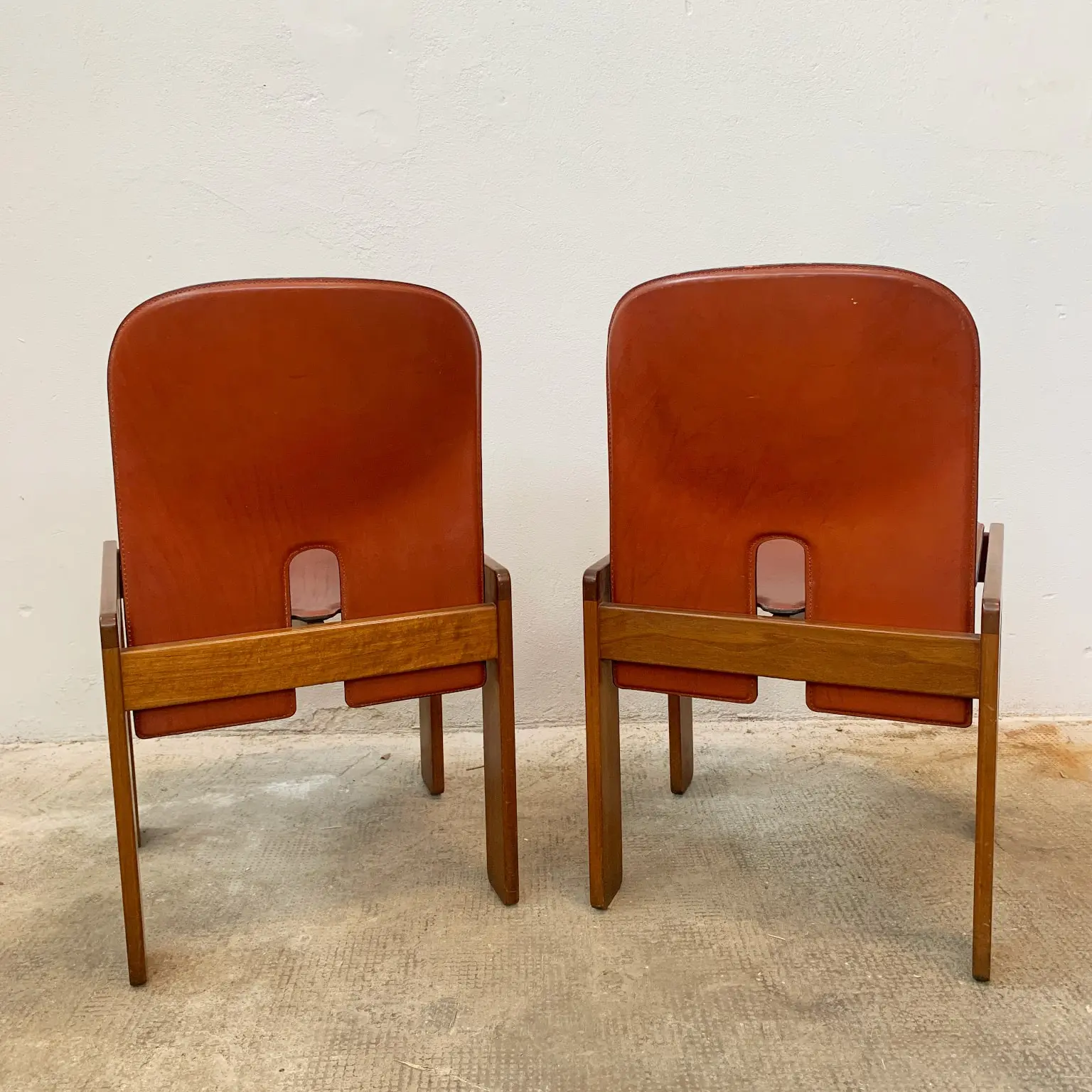 Afra e Tobia Scarpa per Cassina <br> Gruppo di 6 sedie mod. 121, 1965 - immagine 6