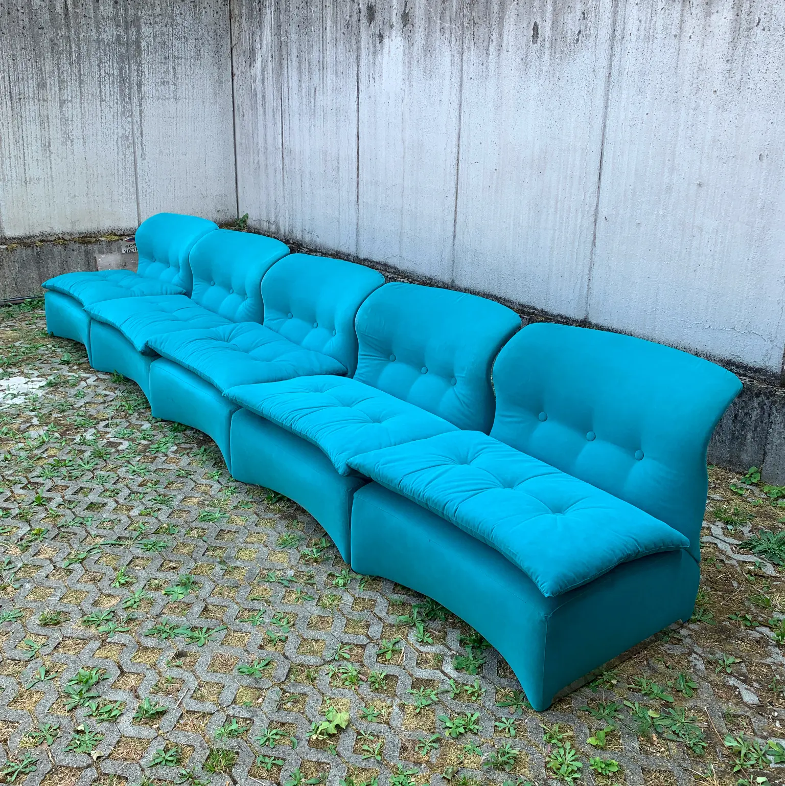 Giovanni Offredi per Saporiti <br> Set di 5 poltrone mod. Vela Bassa + tavolino, anni 70 - immagine 9
